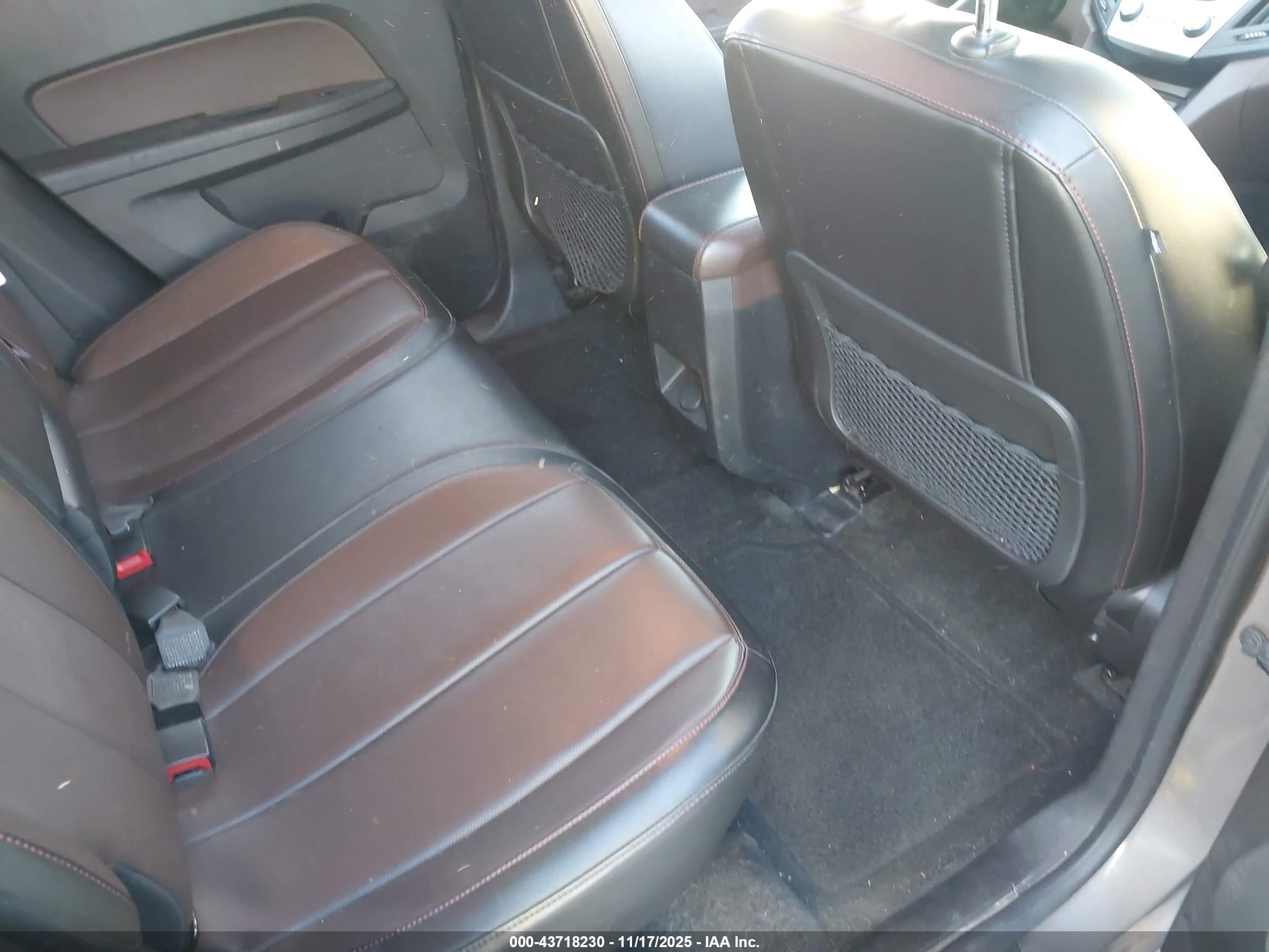 CHEVROLET EQUINOX image 8