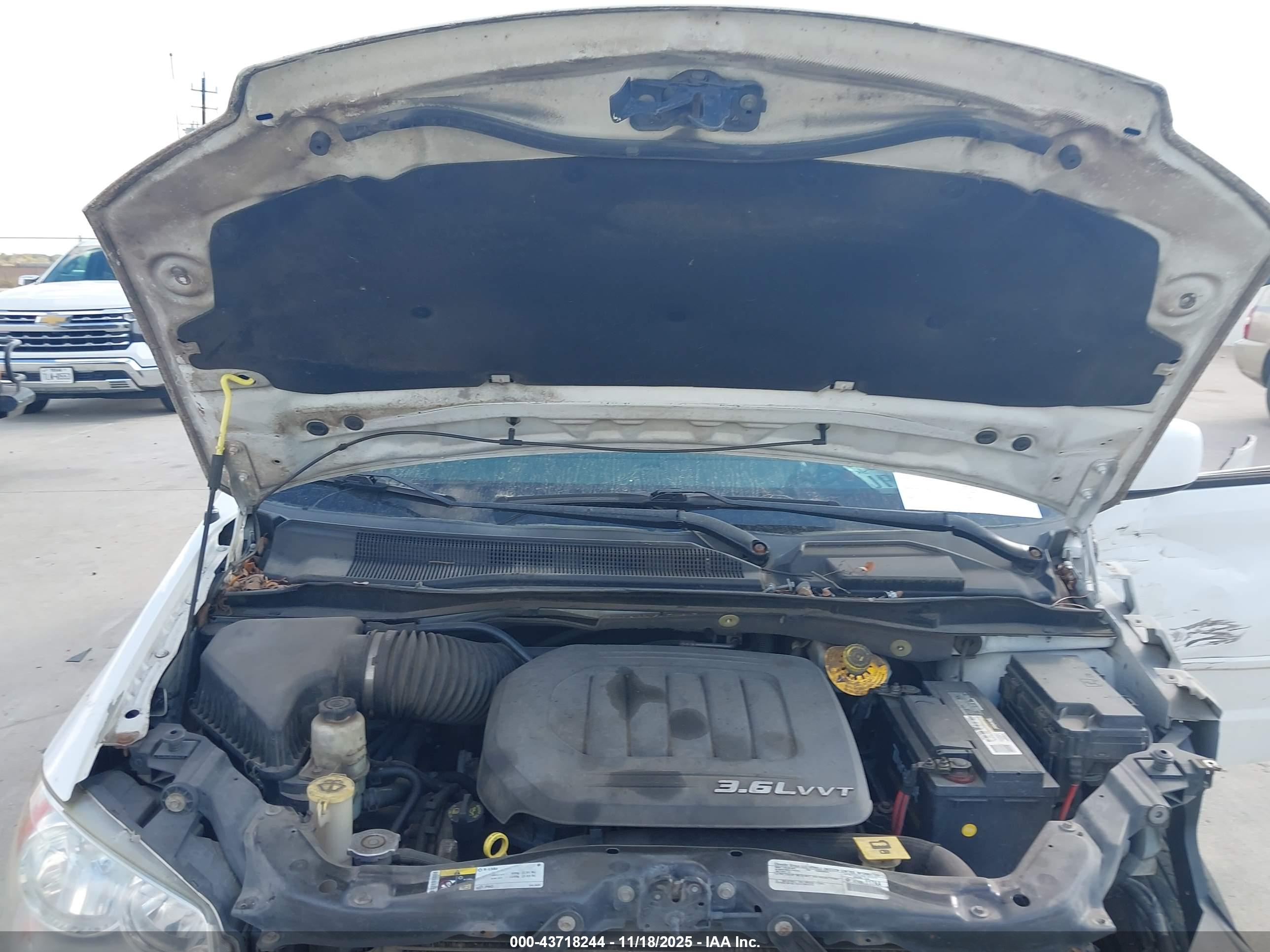 DODGE GRAND image 10