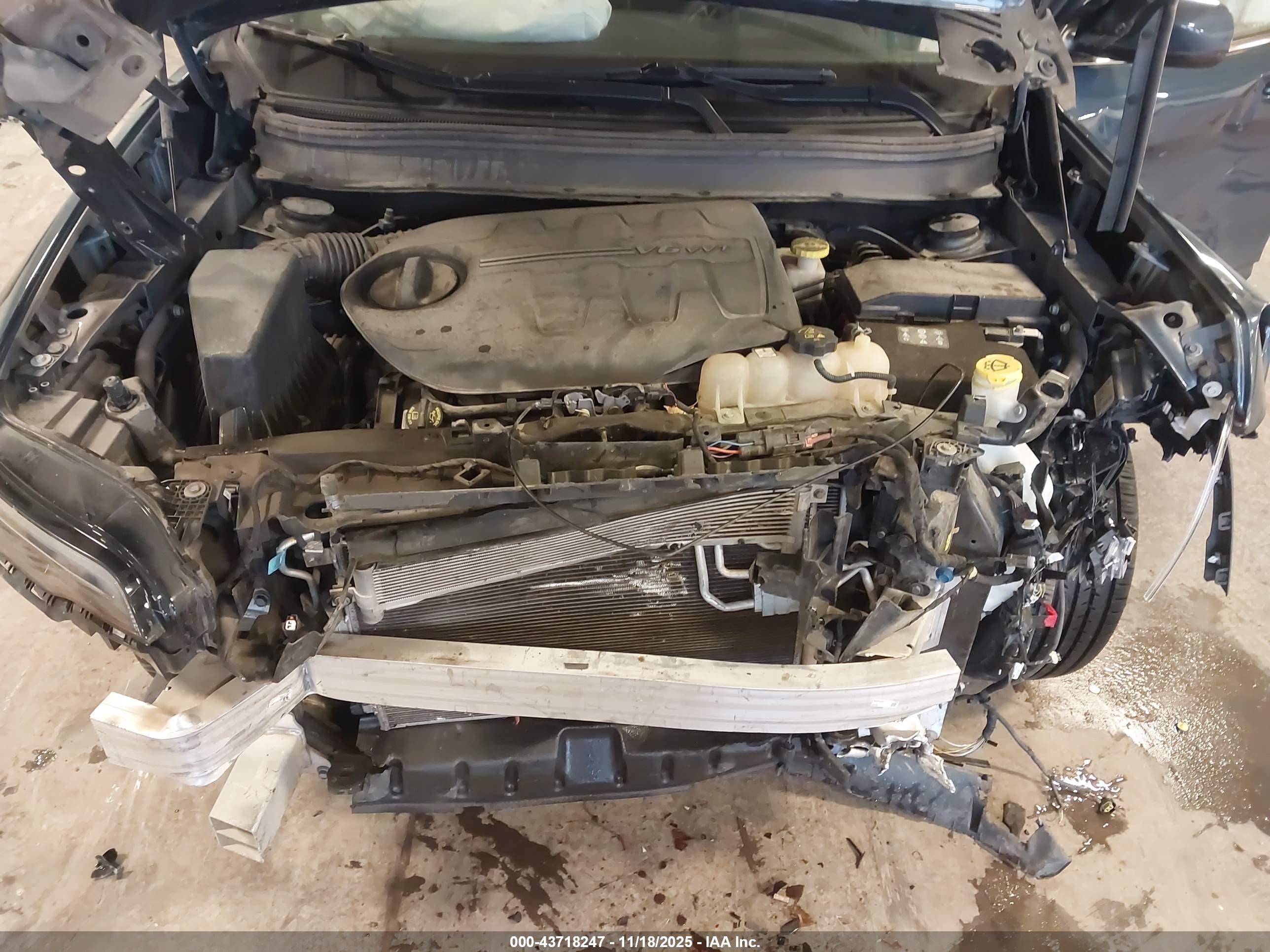 JEEP CHEROKEE image 10