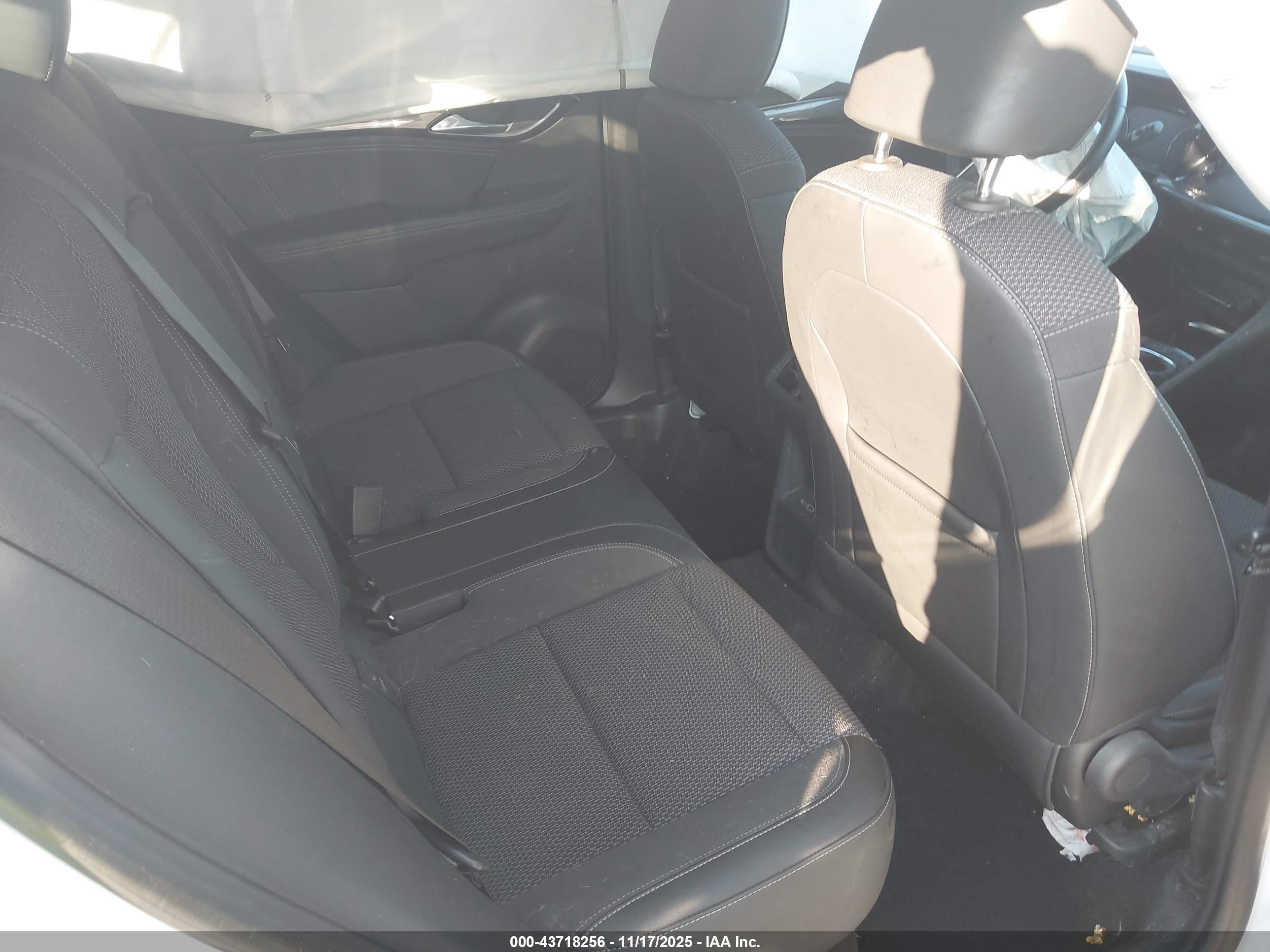 BUICK ENVISION image 8