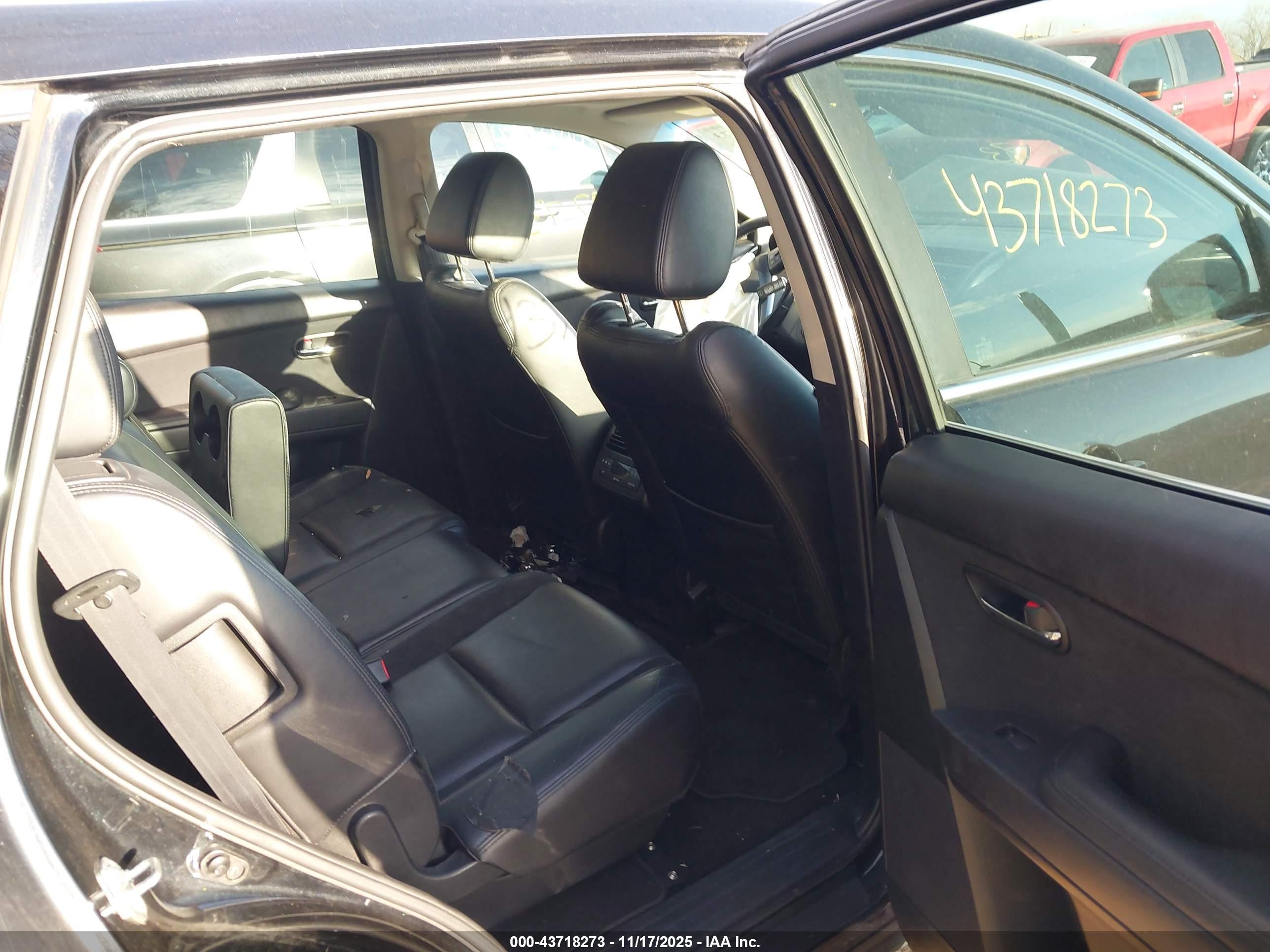 MAZDA CX-9 image 8