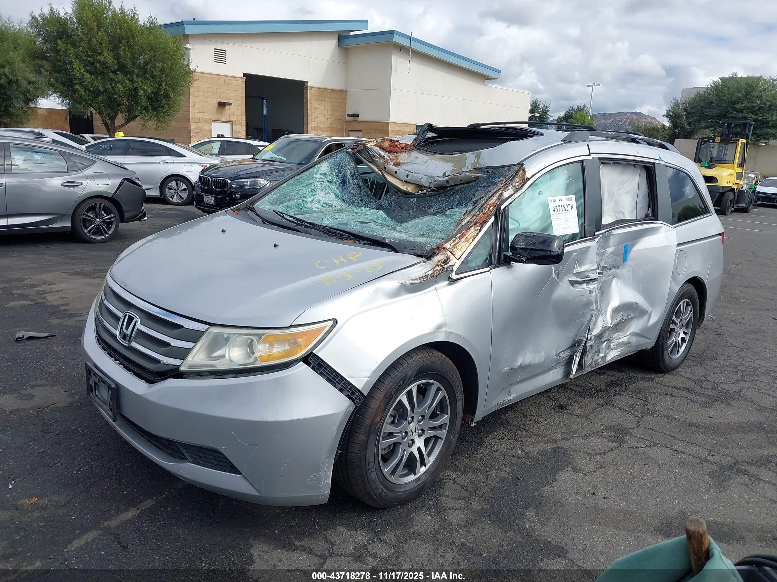 HONDA ODYSSEY image 2