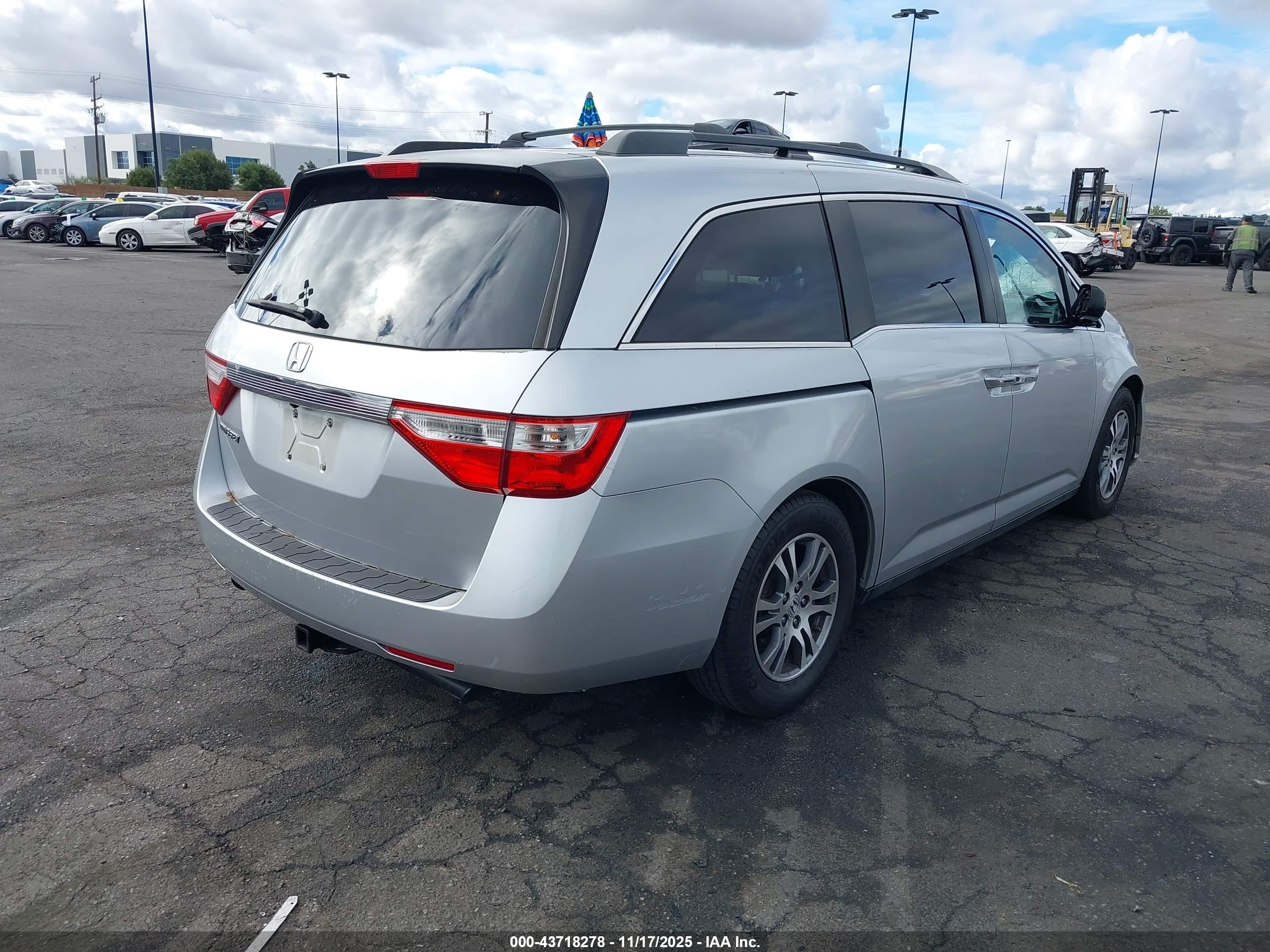 HONDA ODYSSEY image 4