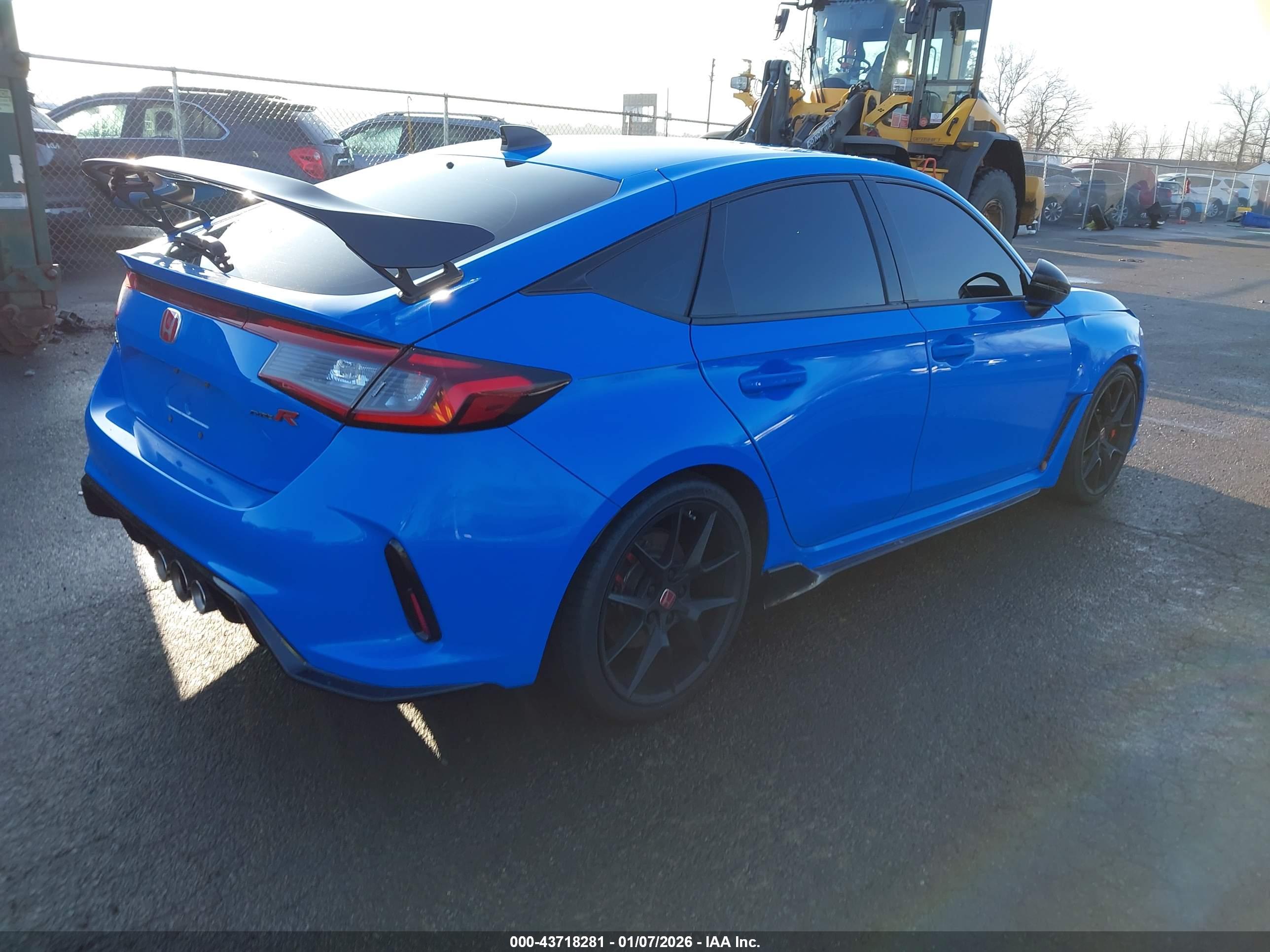 HONDA CIVIC image 4