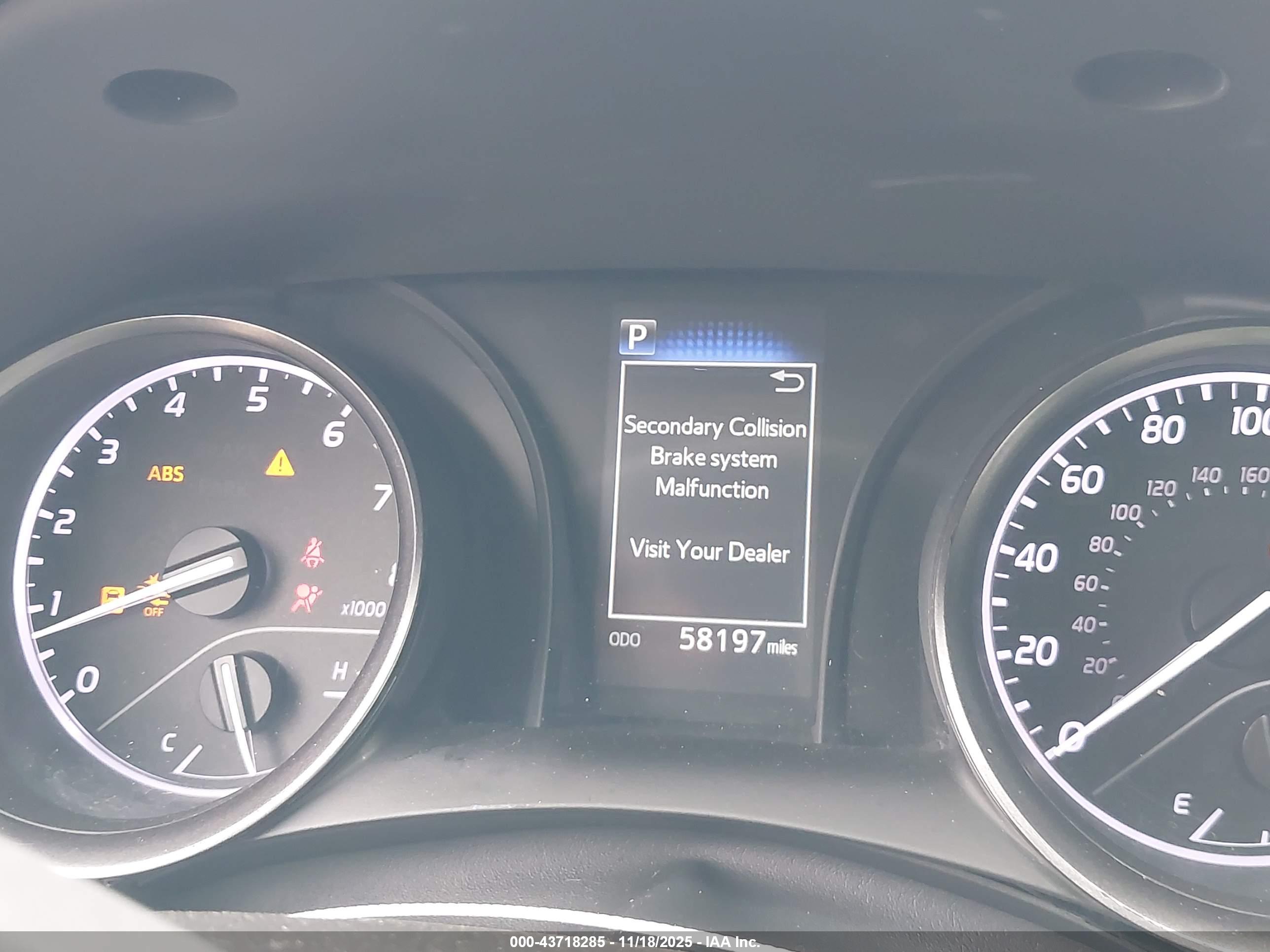 TOYOTA CAMRY image 7