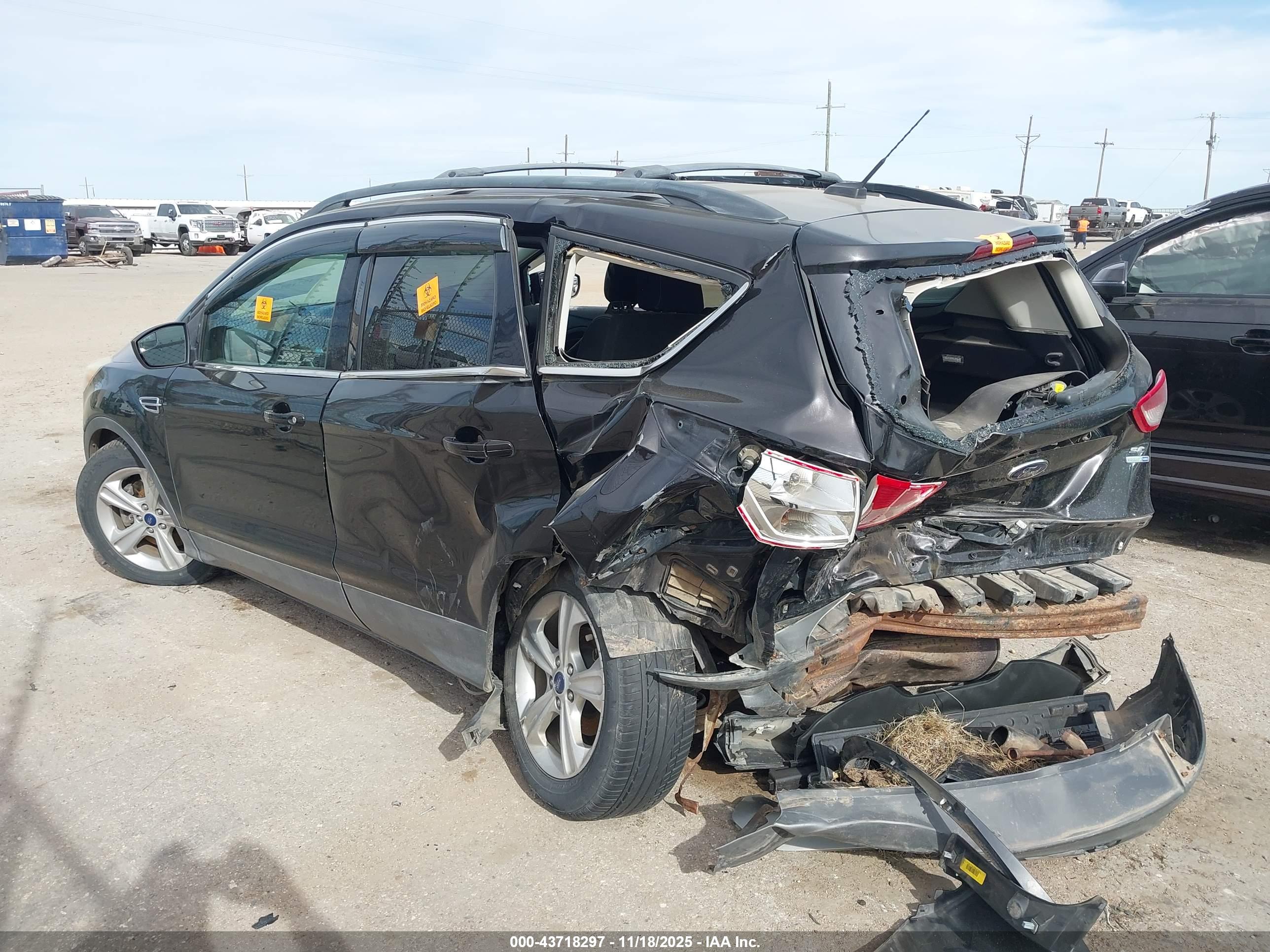FORD ESCAPE image 3