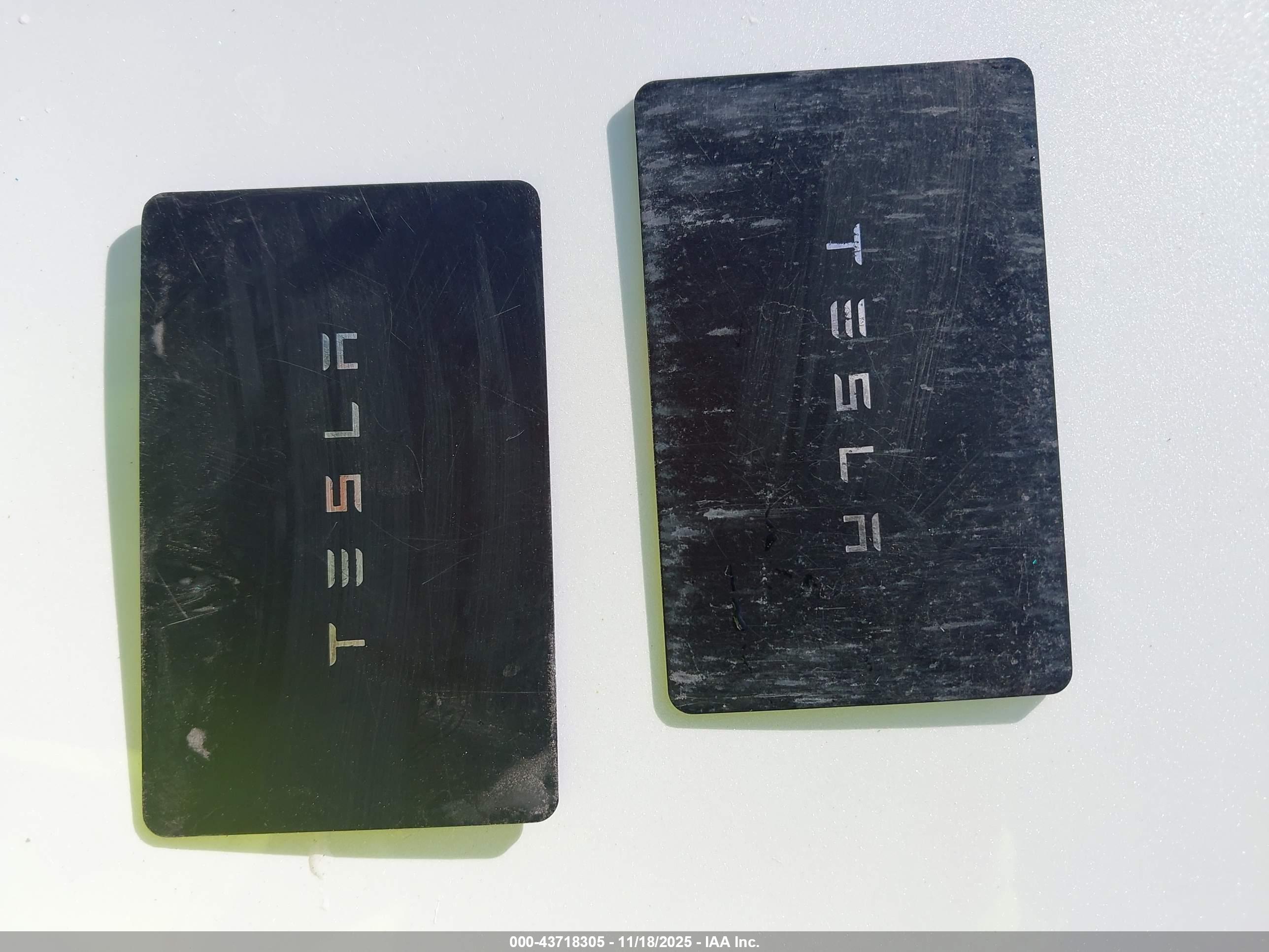 TESLA MODEL image 11
