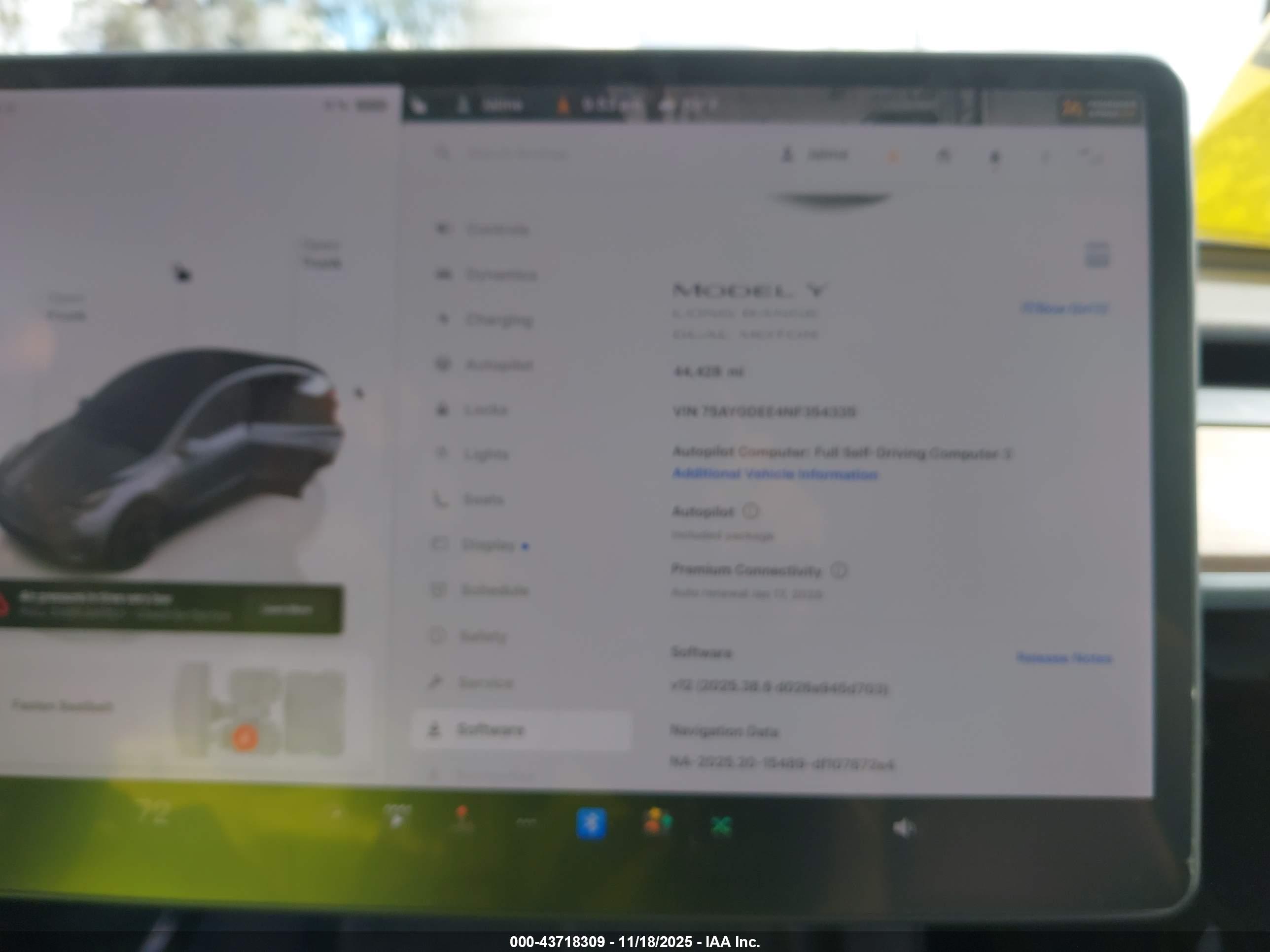 TESLA MODEL image 7