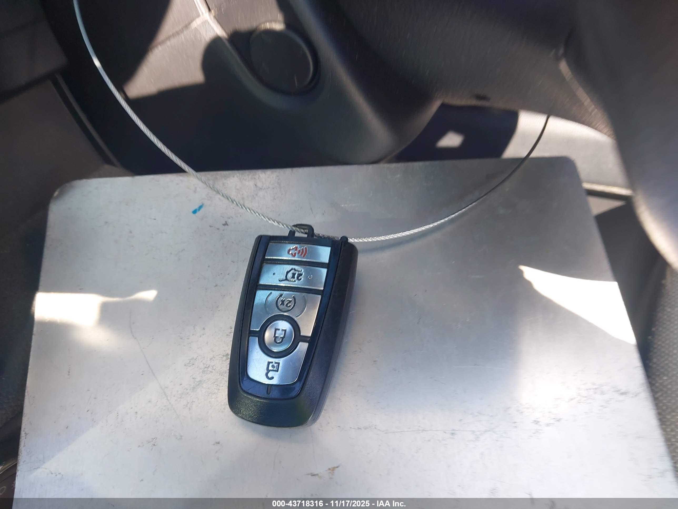 FORD EXPEDITION image 11