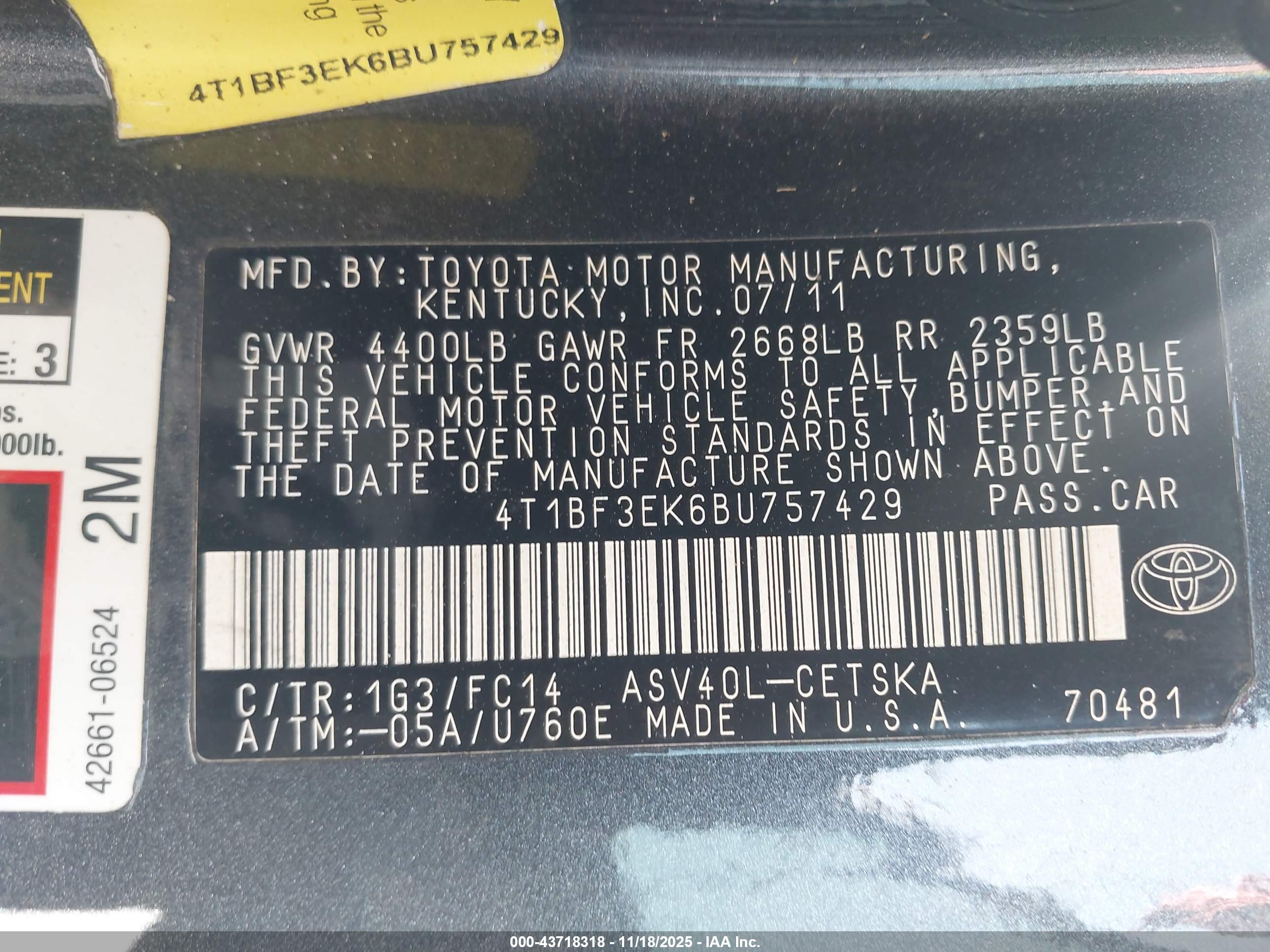 TOYOTA CAMRY image 9