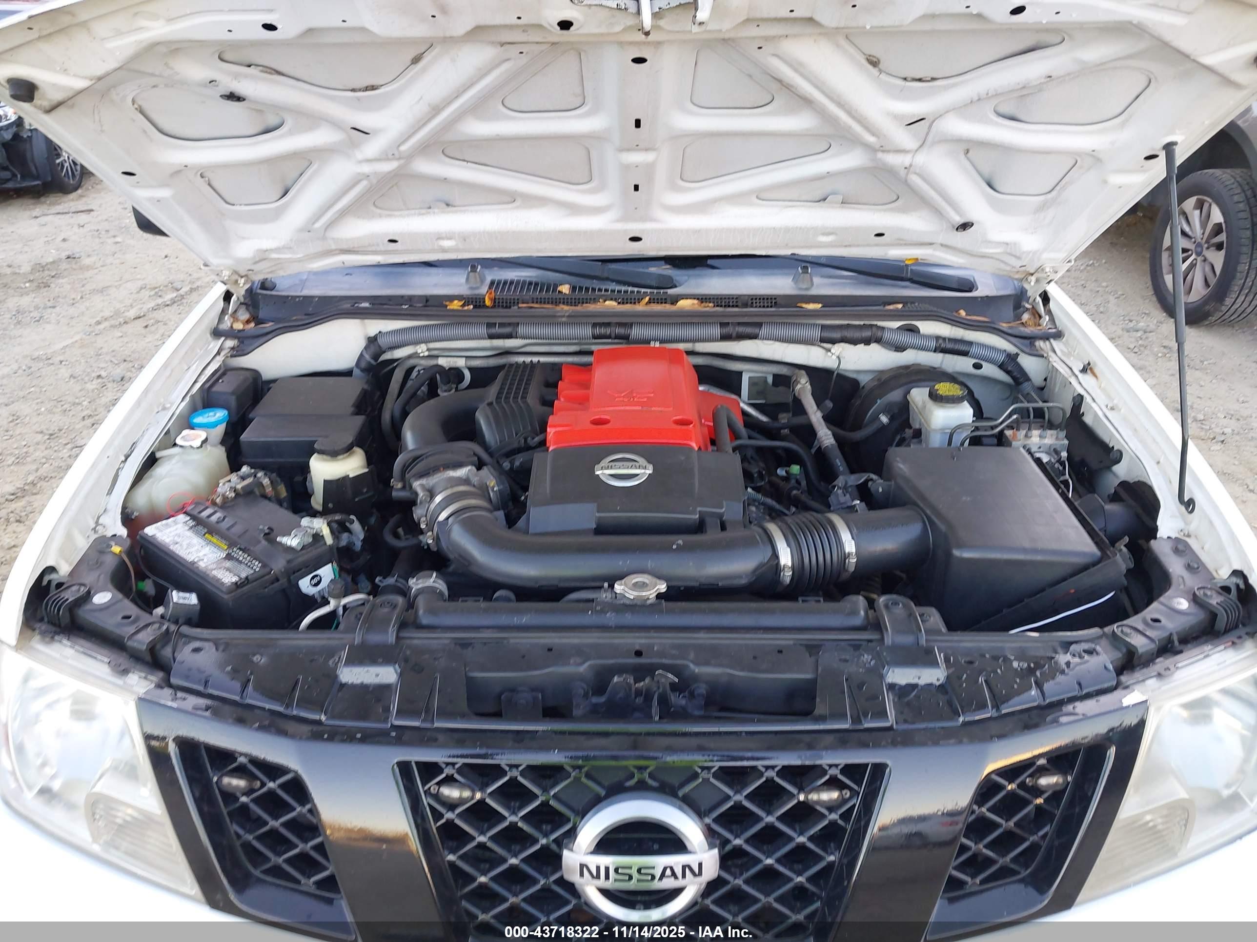 NISSAN FRONTIER image 10