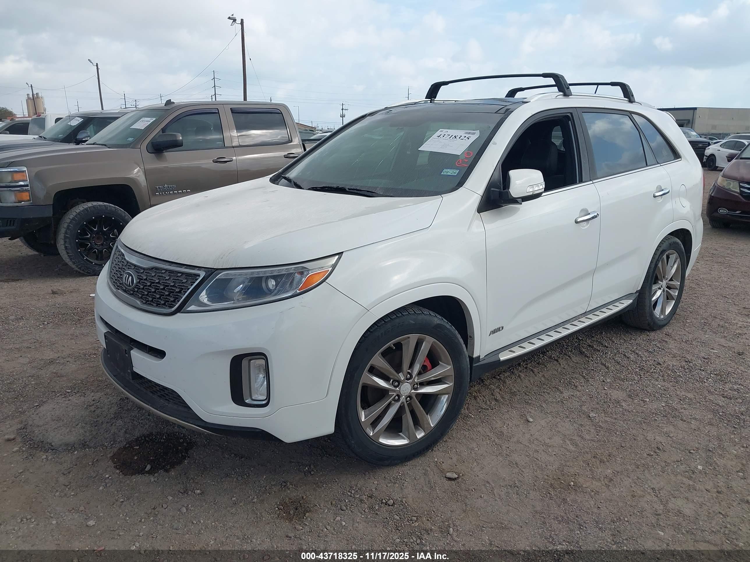 KIA SORENTO image 2