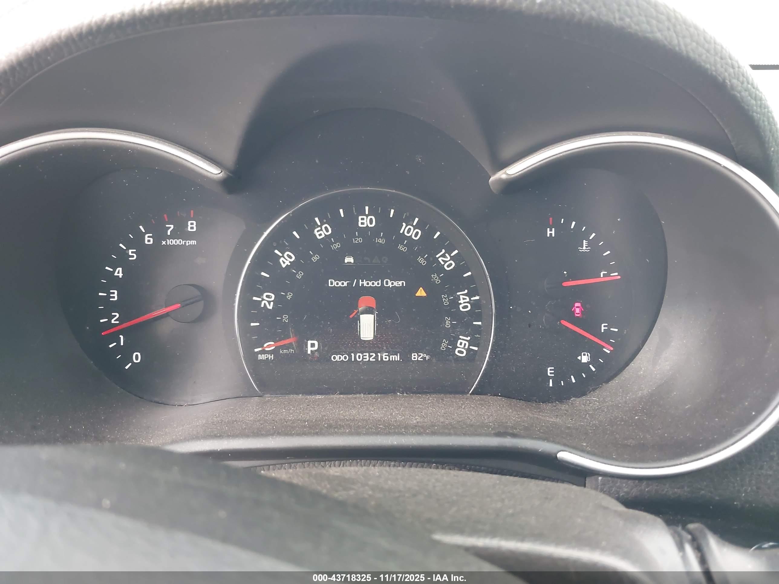 KIA SORENTO image 7