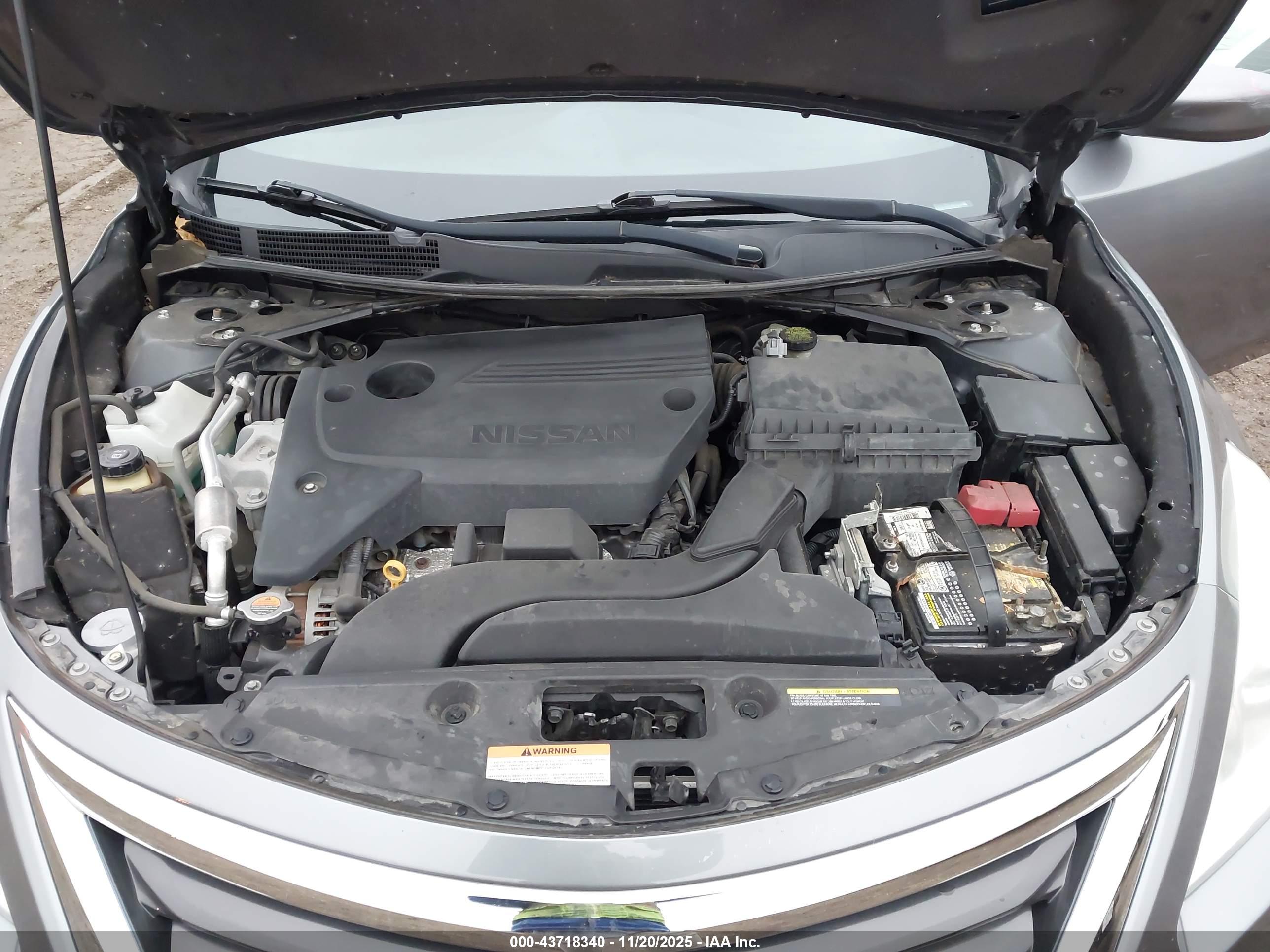NISSAN ALTIMA image 10