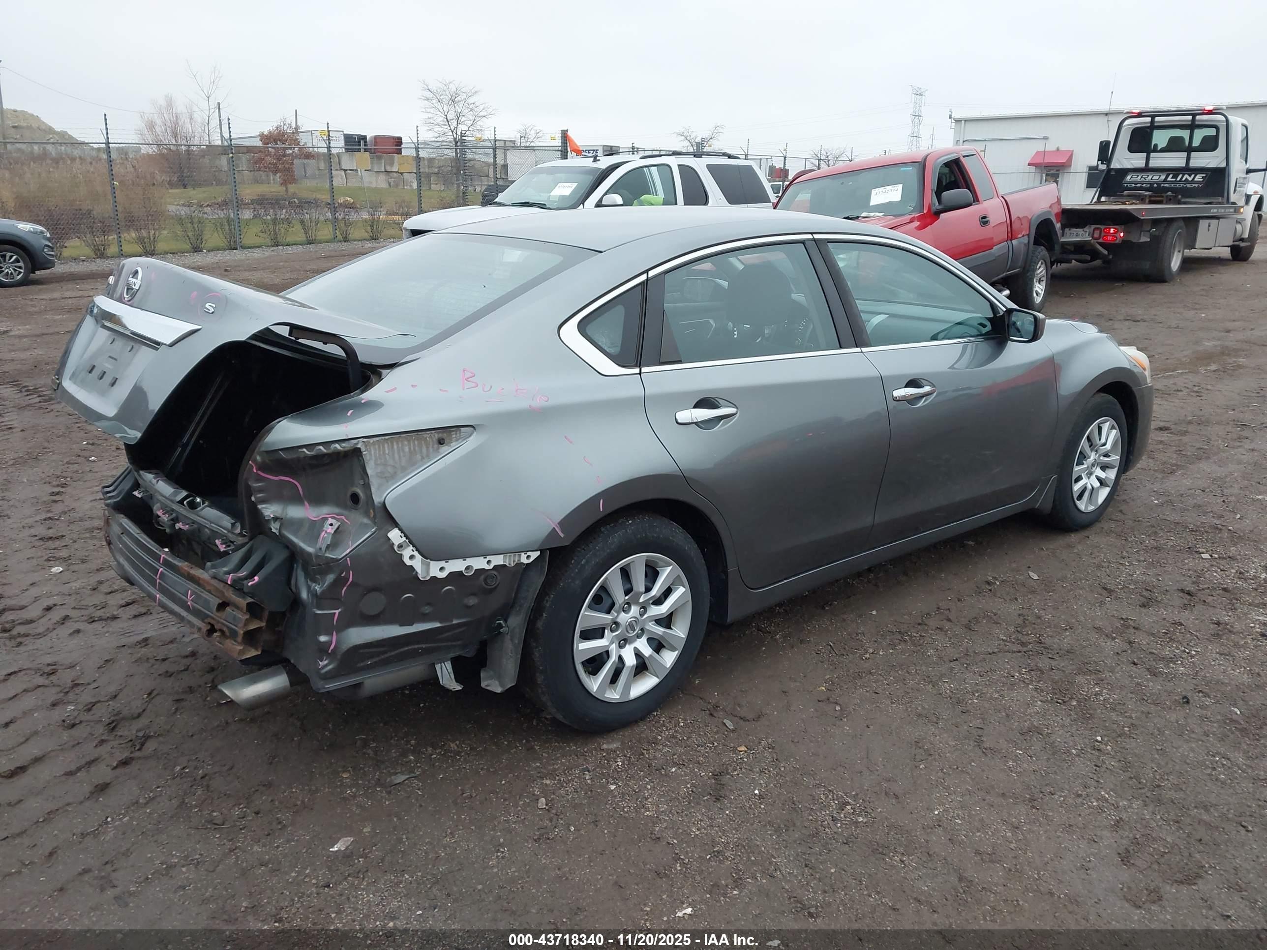 NISSAN ALTIMA image 4
