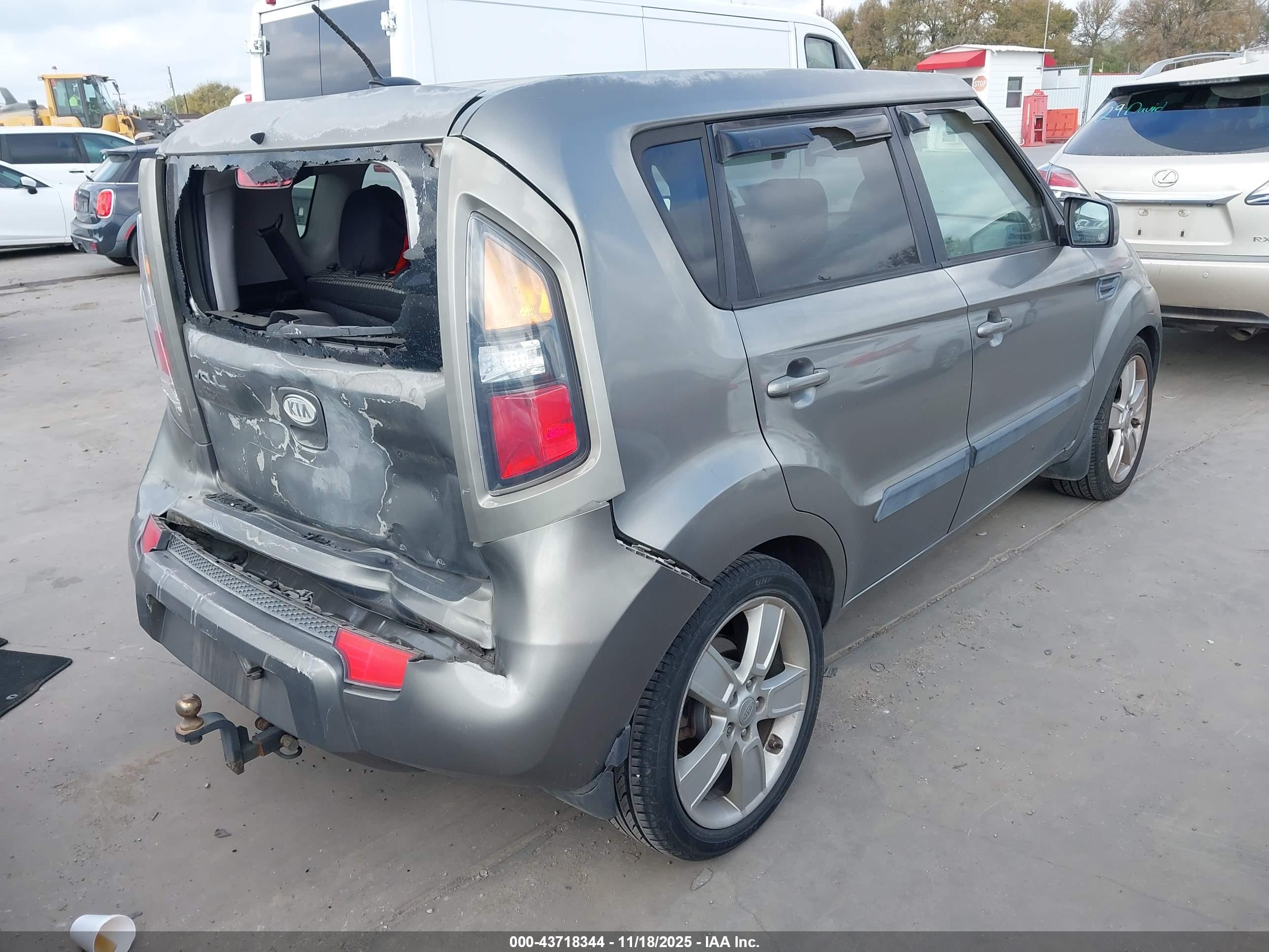 KIA SOUL image 4