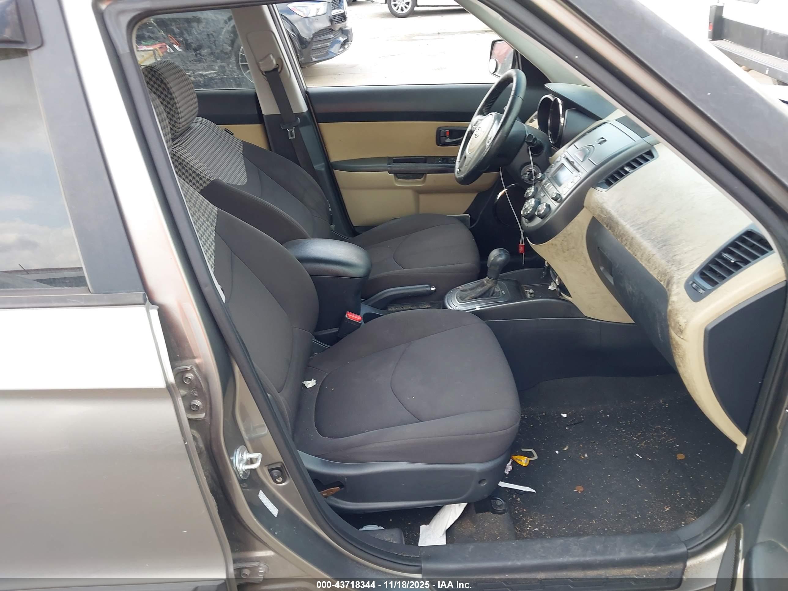 KIA SOUL image 5