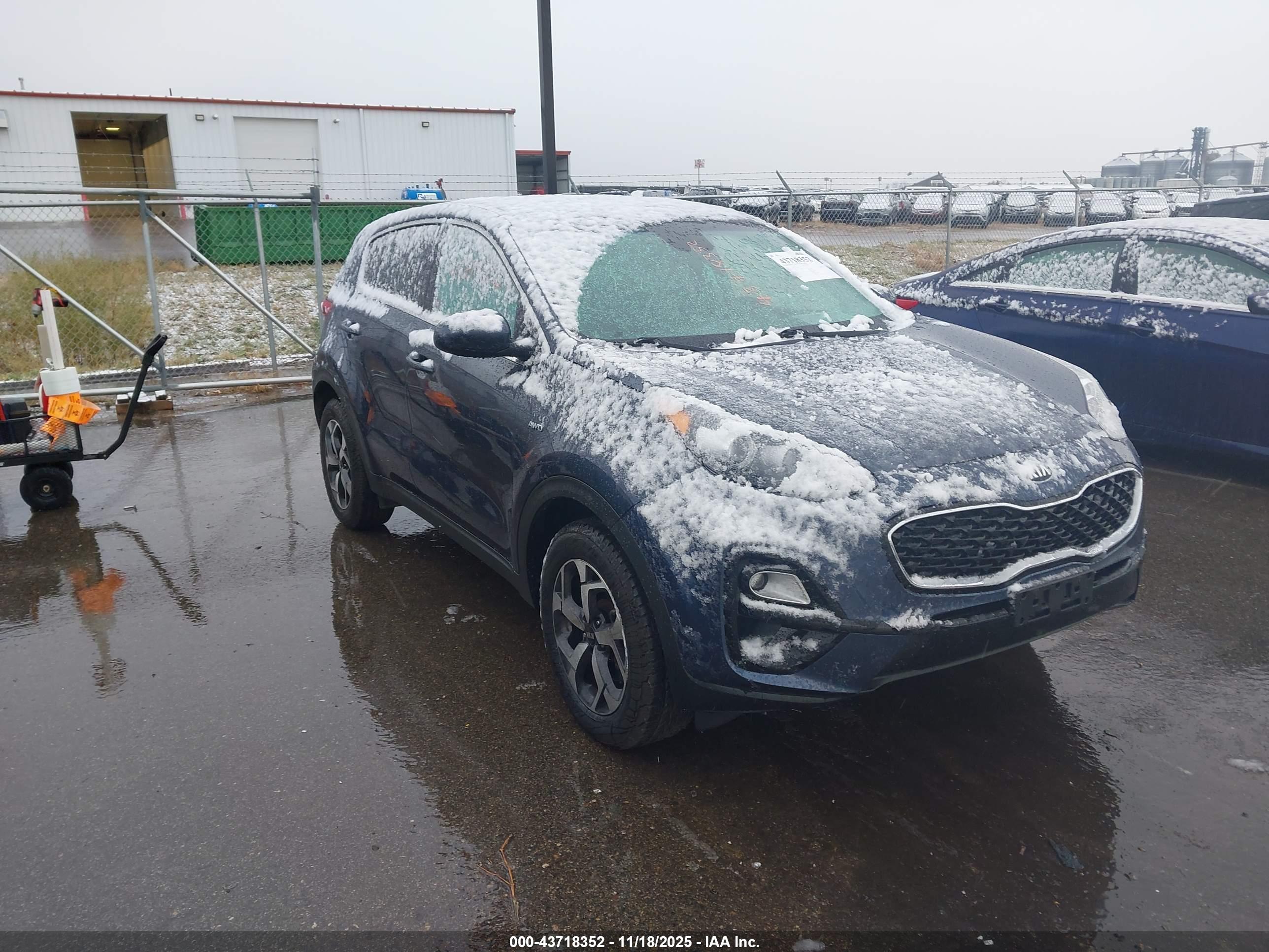 KIA SPORTAGE image 6