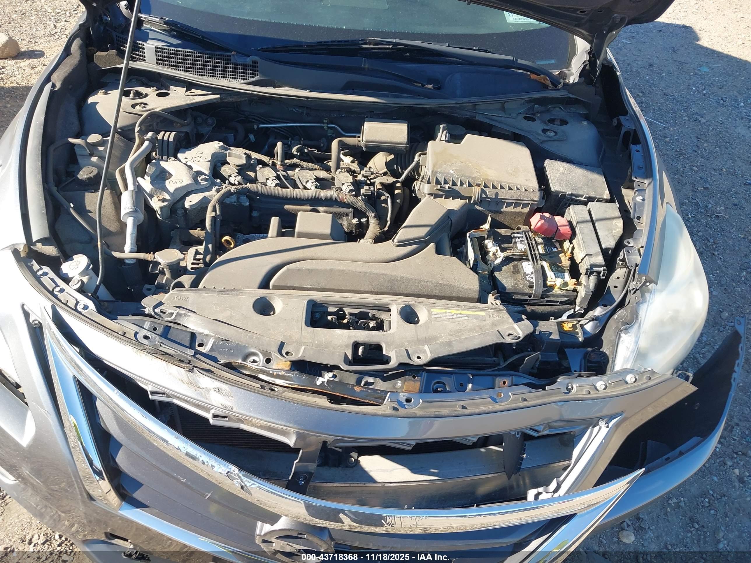 NISSAN ALTIMA image 10