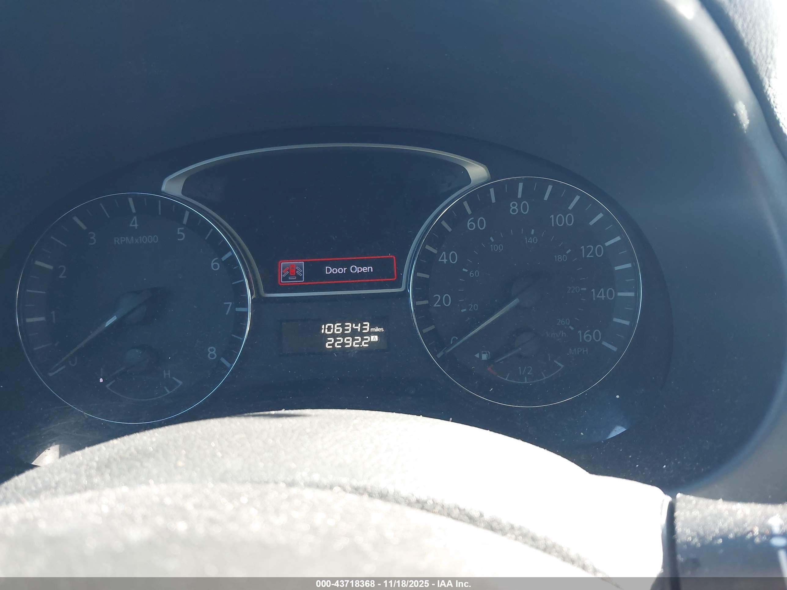 NISSAN ALTIMA image 7