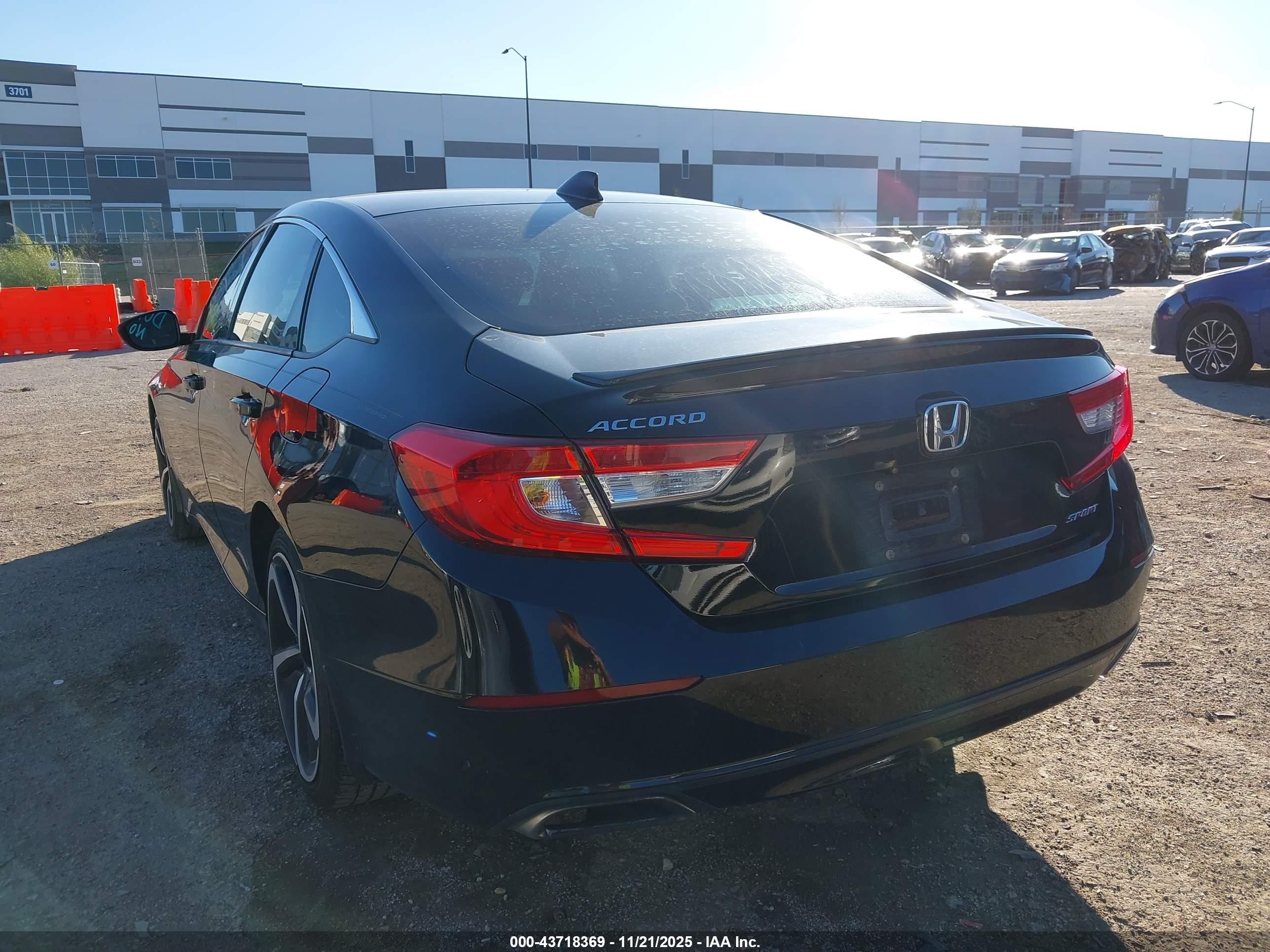 HONDA ACCORD image 3