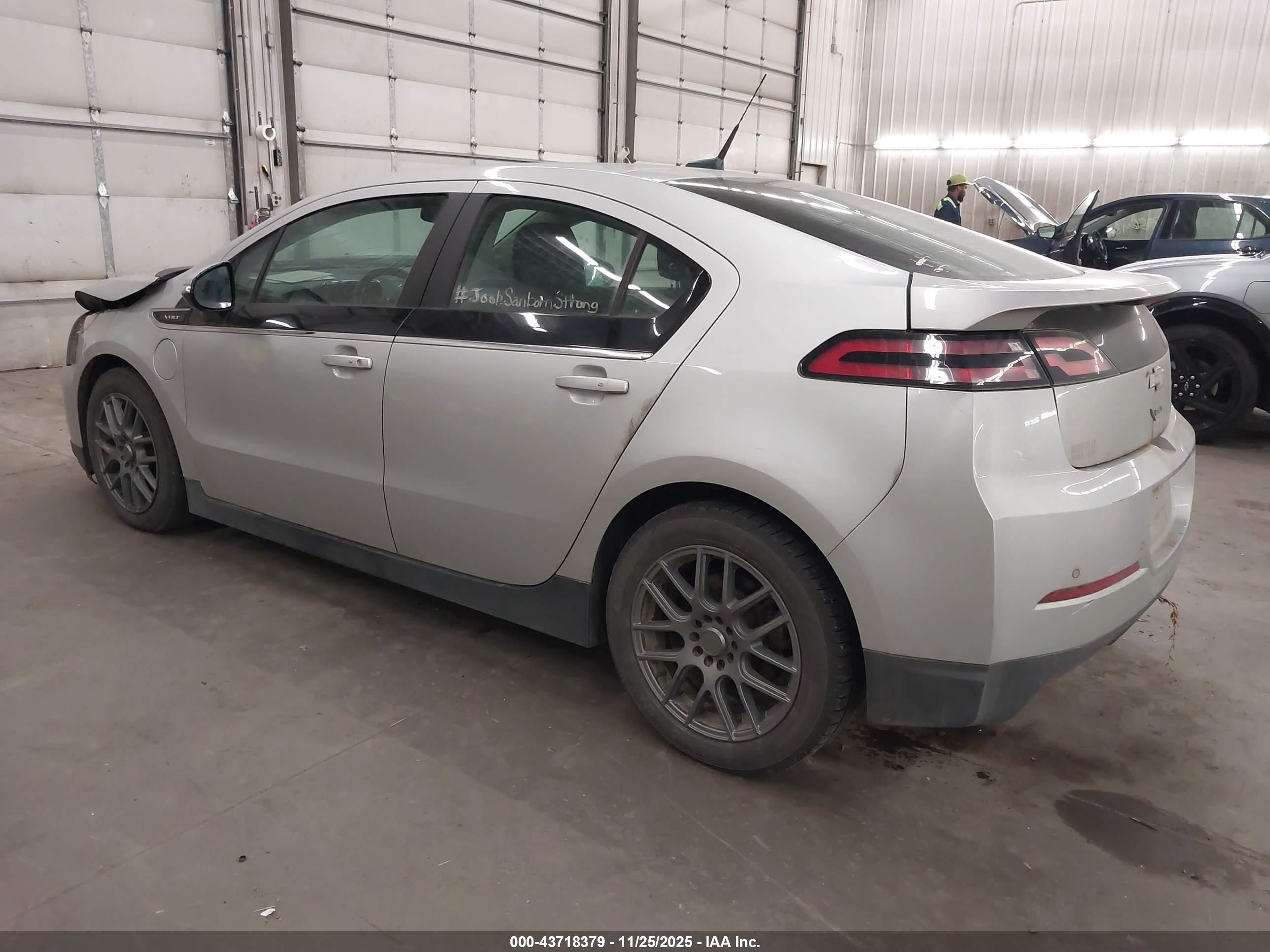 CHEVROLET VOLT image 3