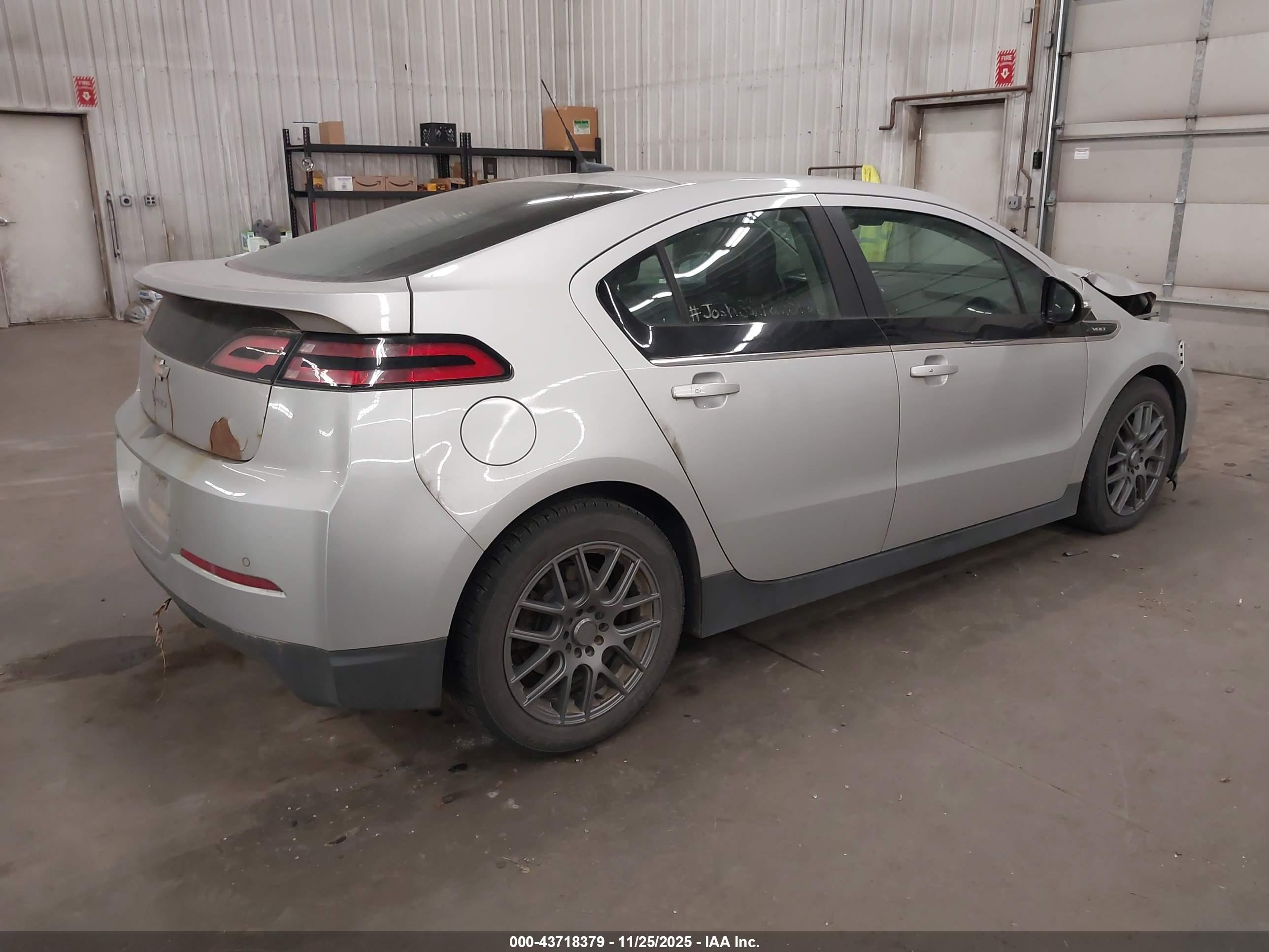 CHEVROLET VOLT image 4