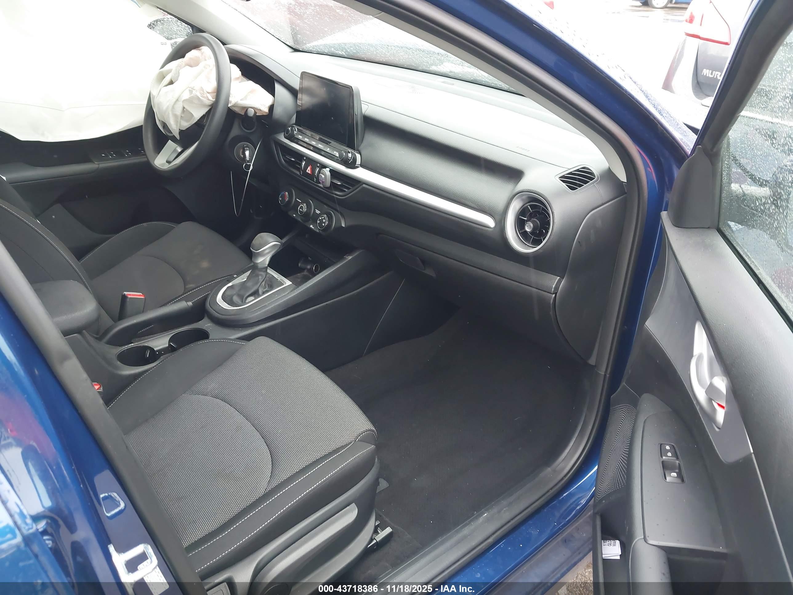 KIA FORTE image 5