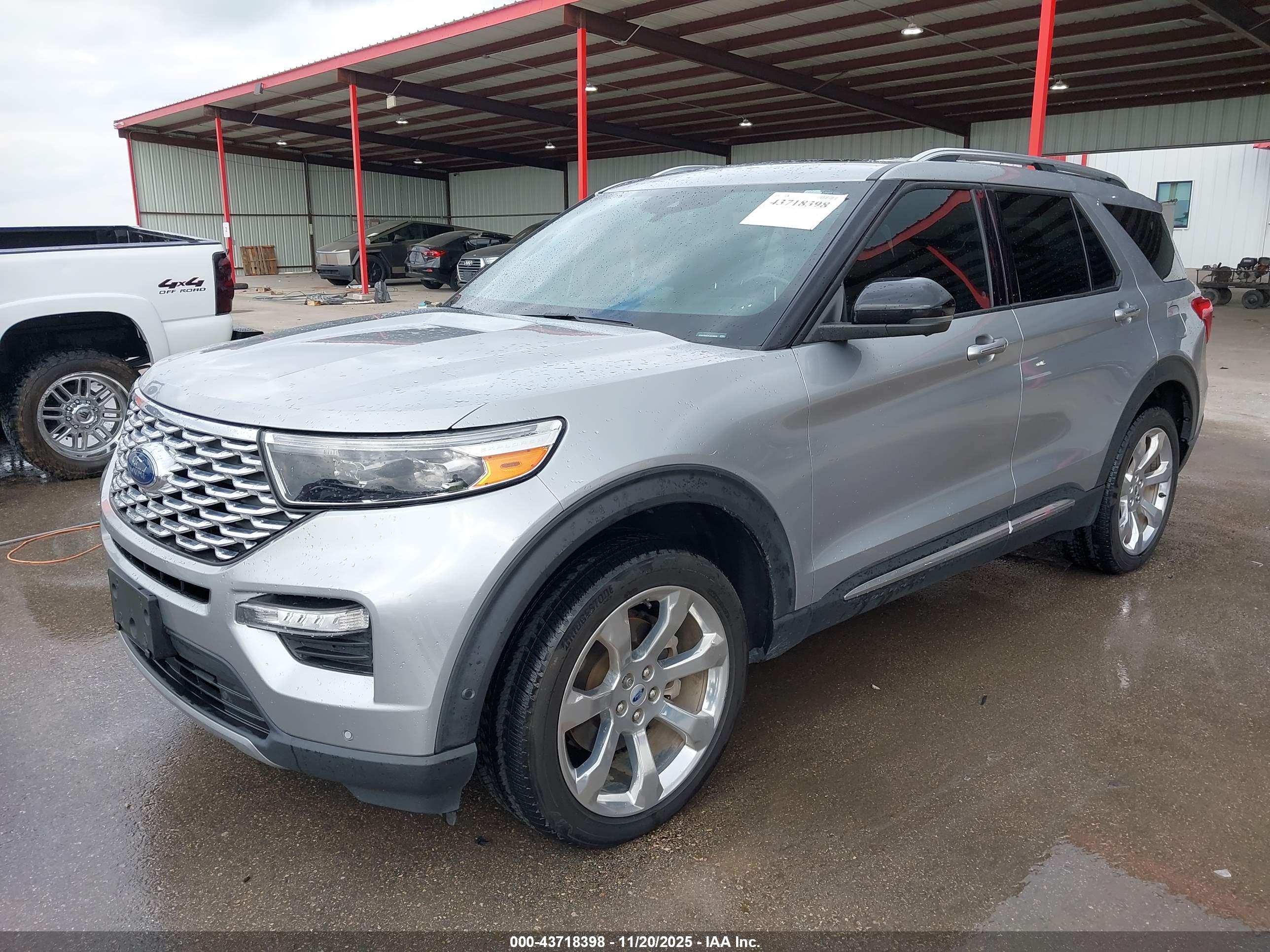 FORD EXPLORER image 2