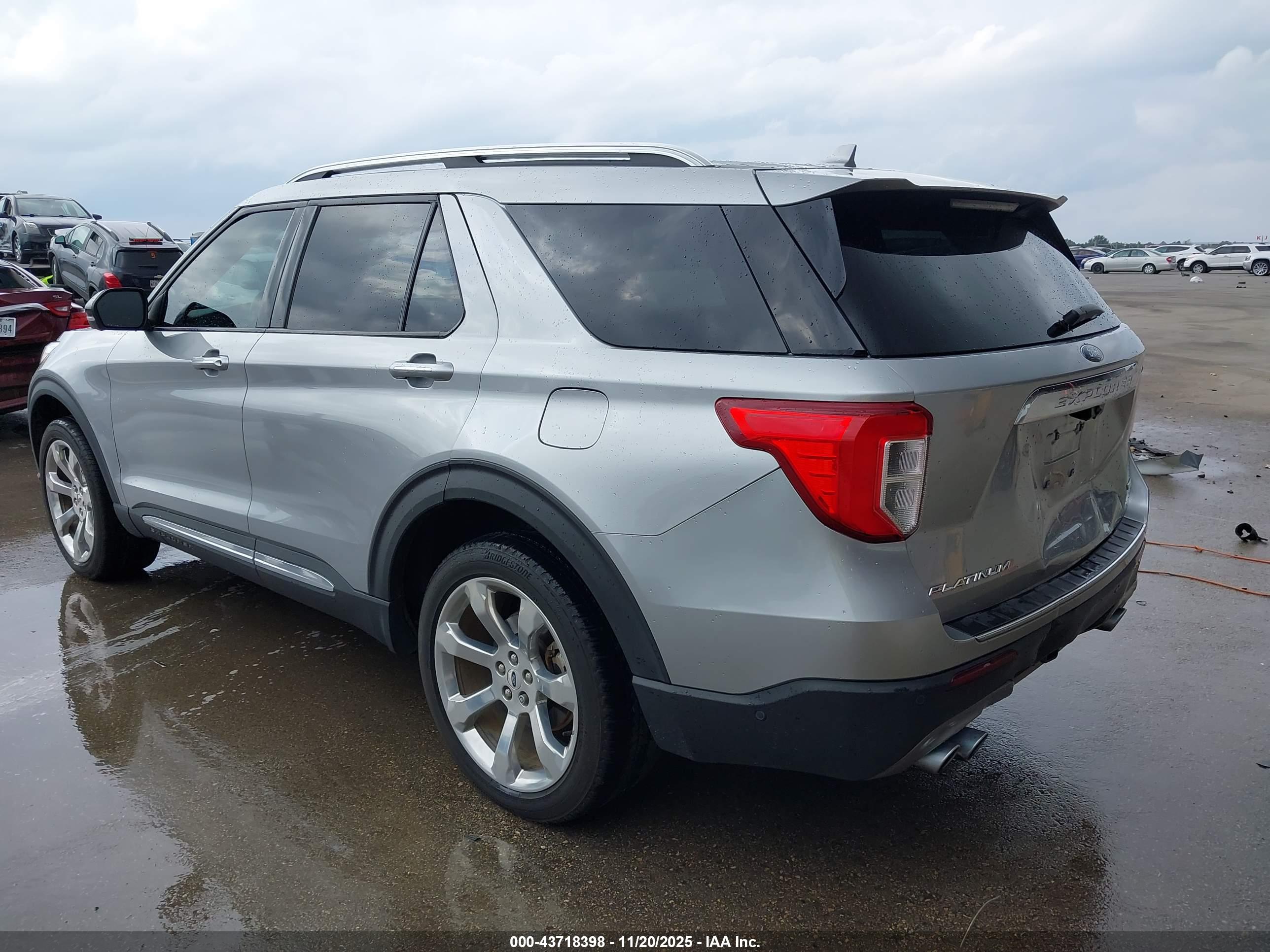 FORD EXPLORER image 3