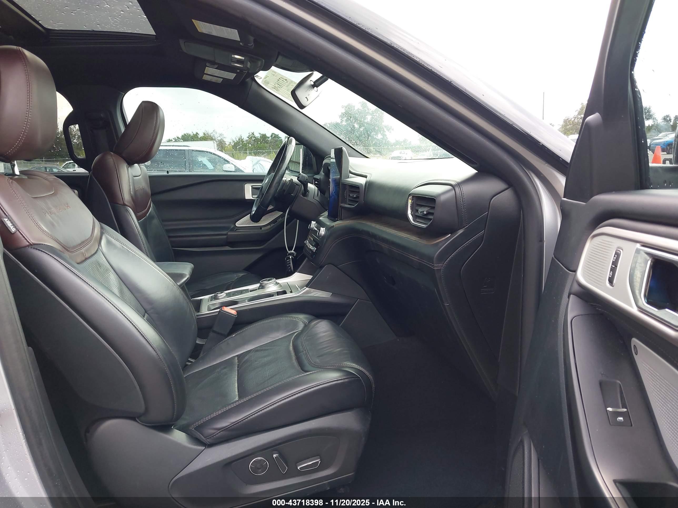 FORD EXPLORER image 5