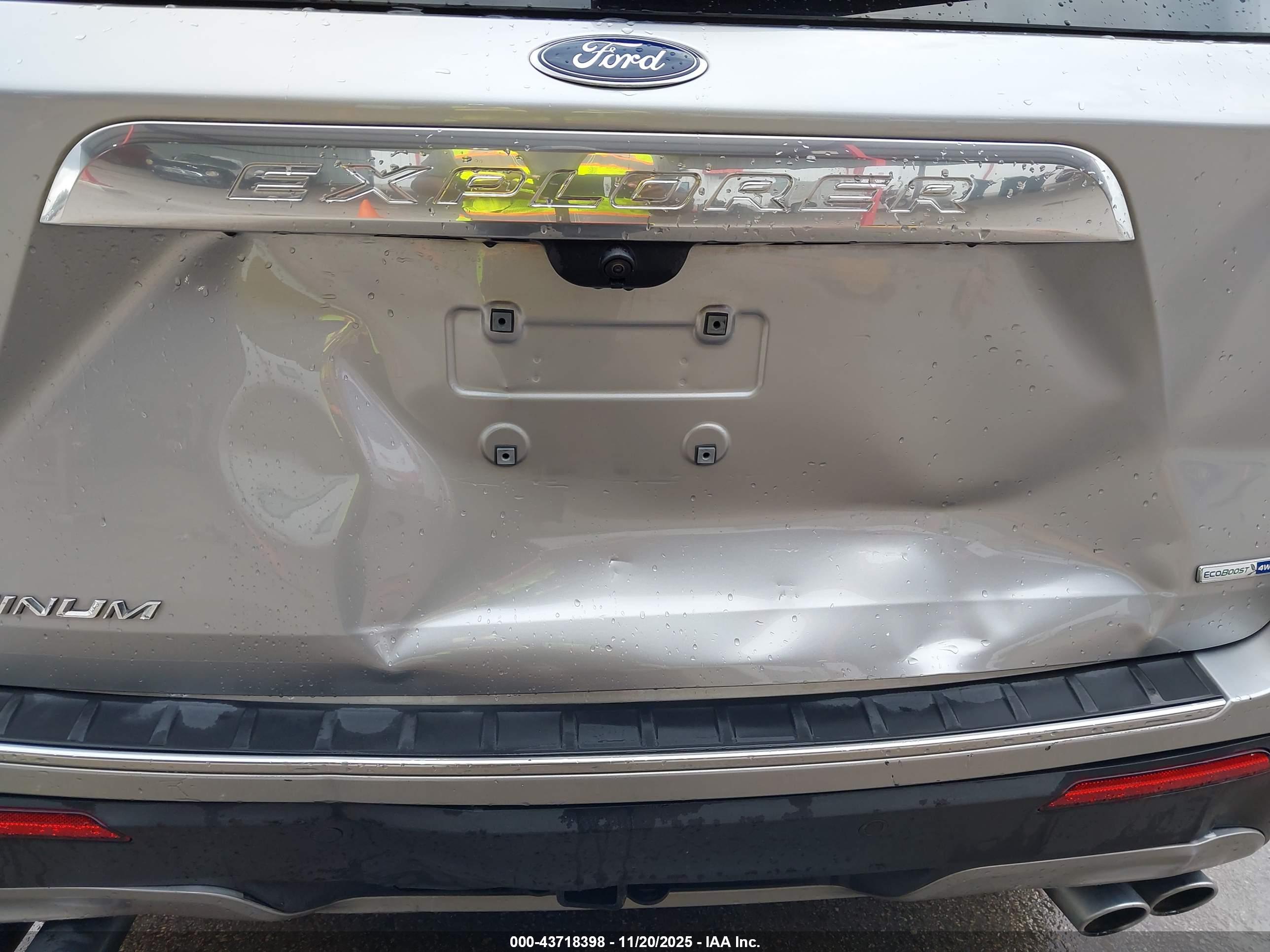 FORD EXPLORER image 6
