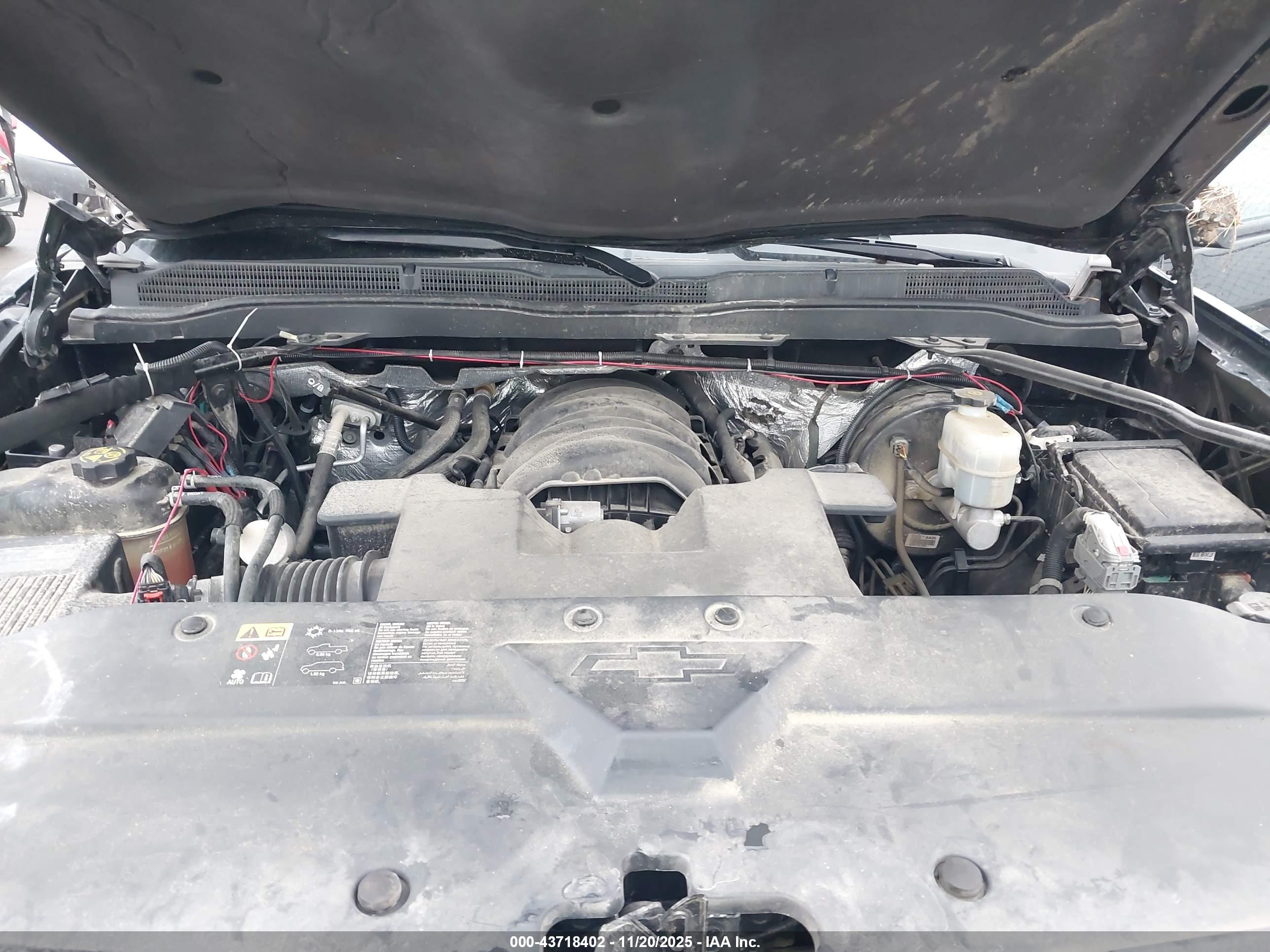 CHEVROLET SILVERADO image 10