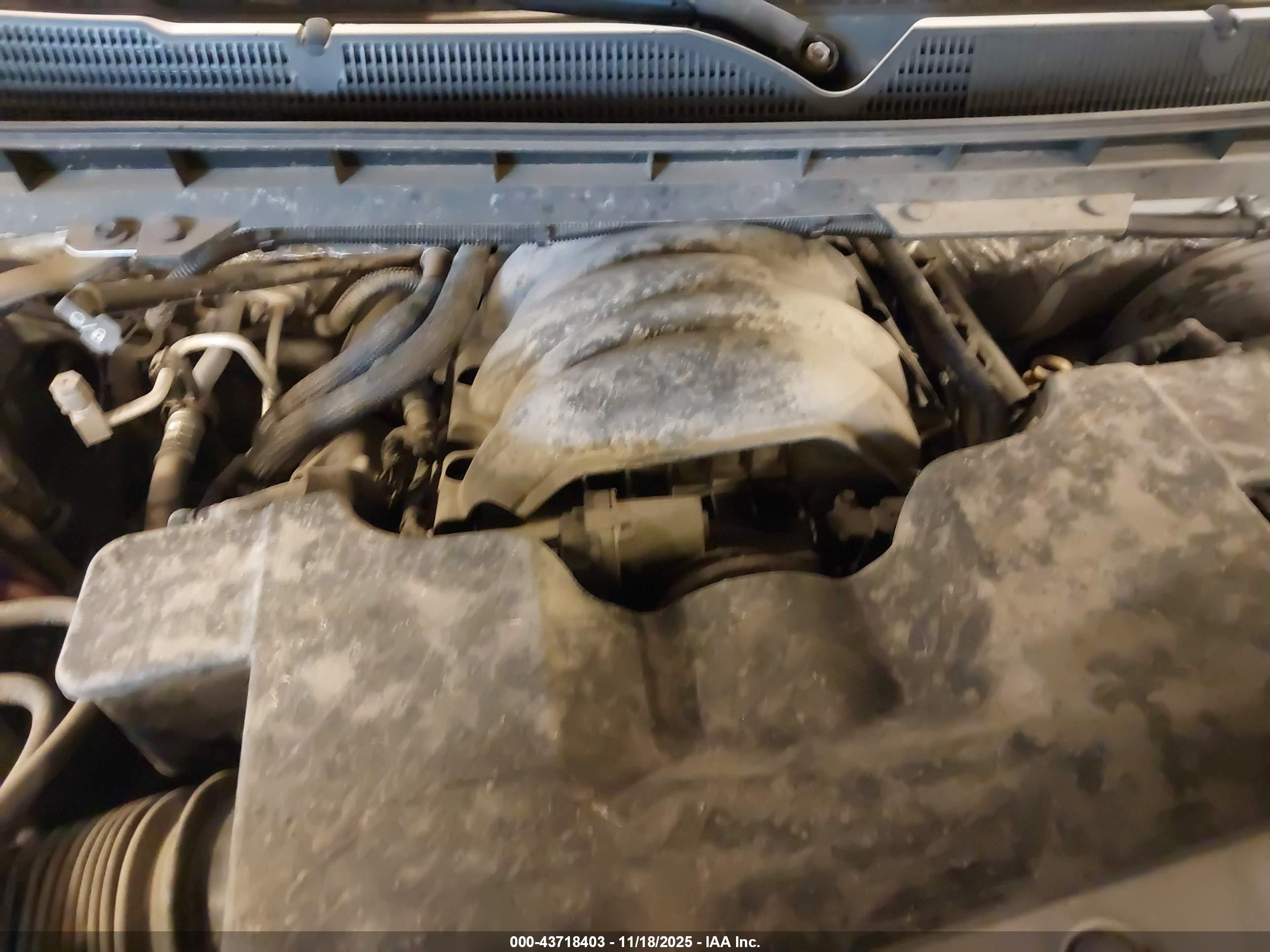 CHEVROLET SILVERADO image 10