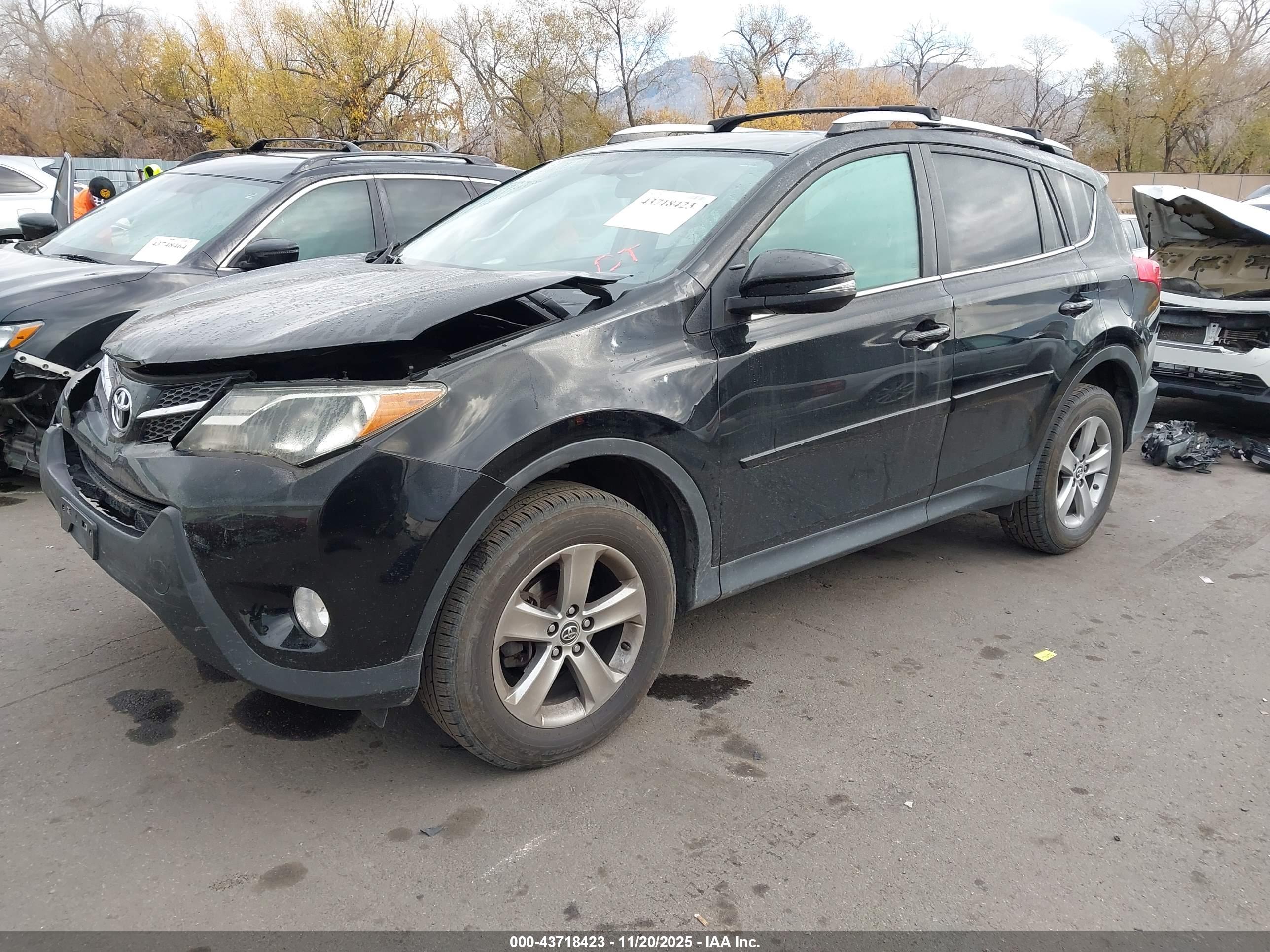 TOYOTA RAV4 image 2