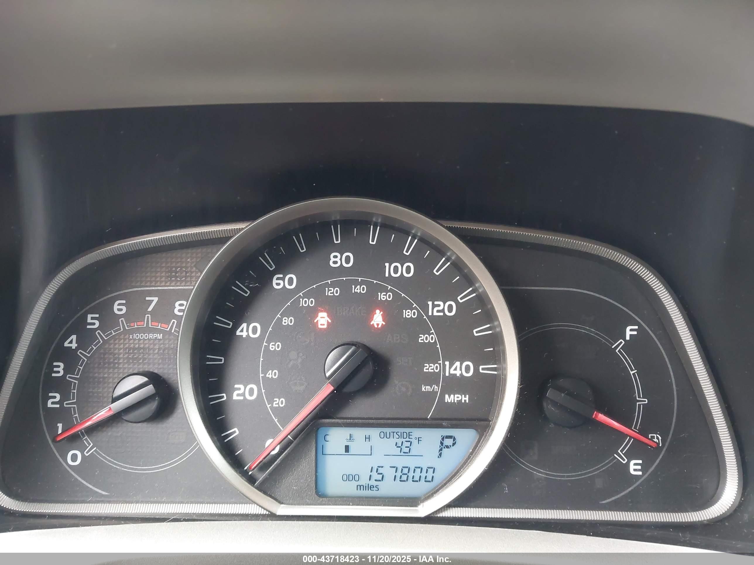 TOYOTA RAV4 image 7