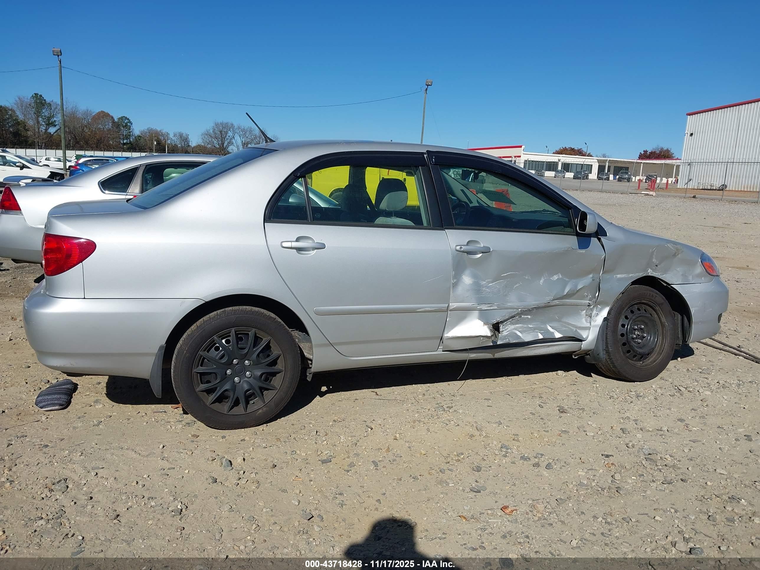 TOYOTA COROLLA image 6