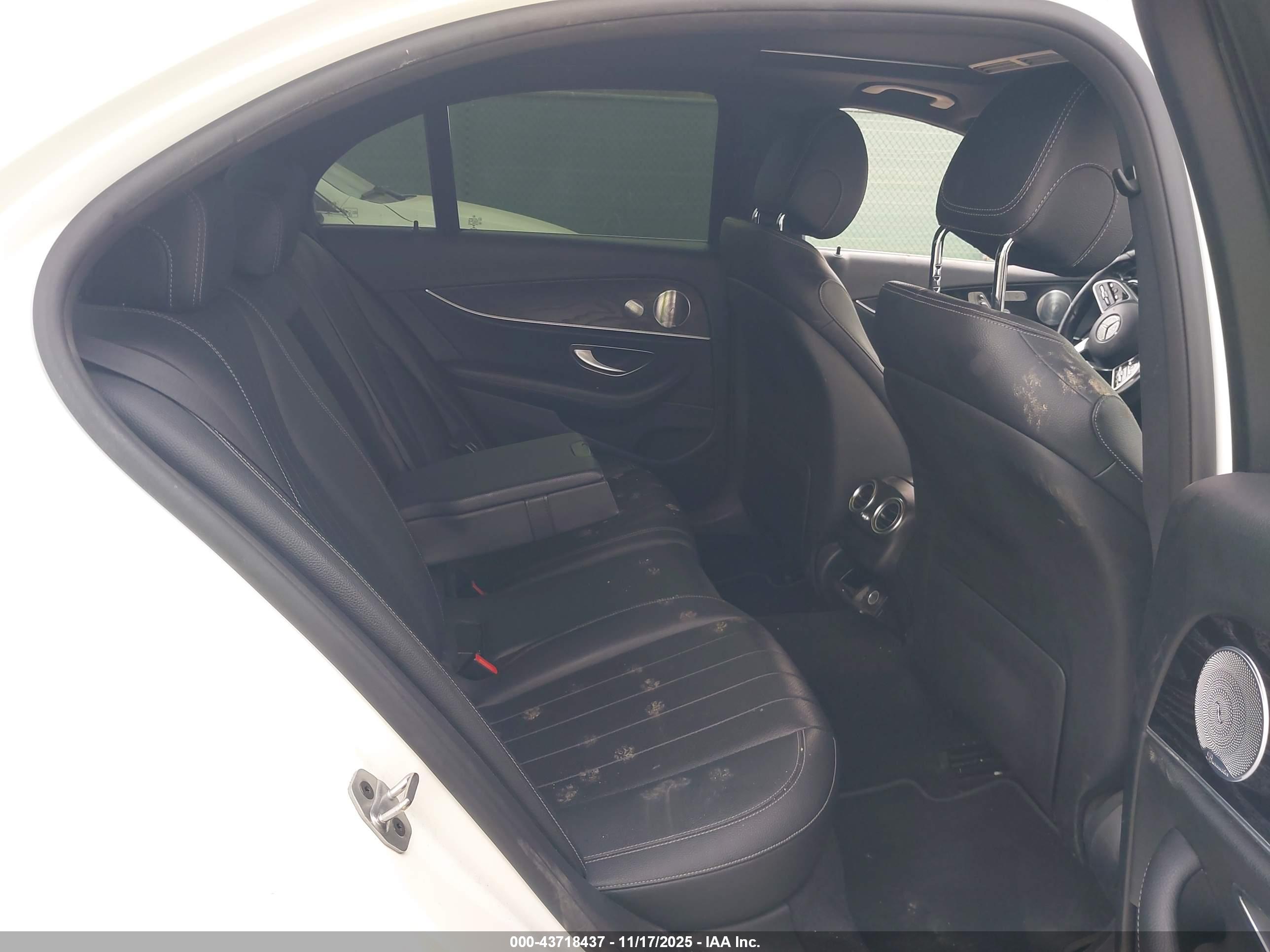 MERCEDES-BENZ E image 8
