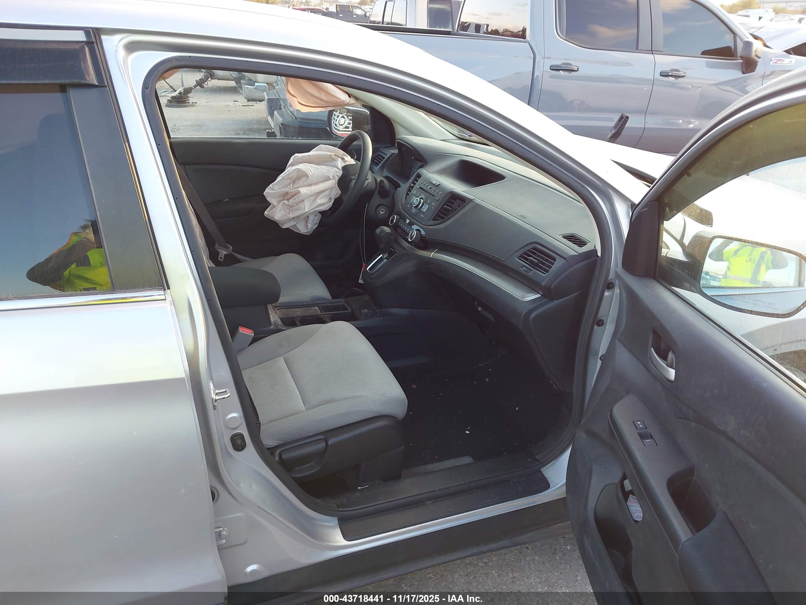 HONDA CR-V image 5