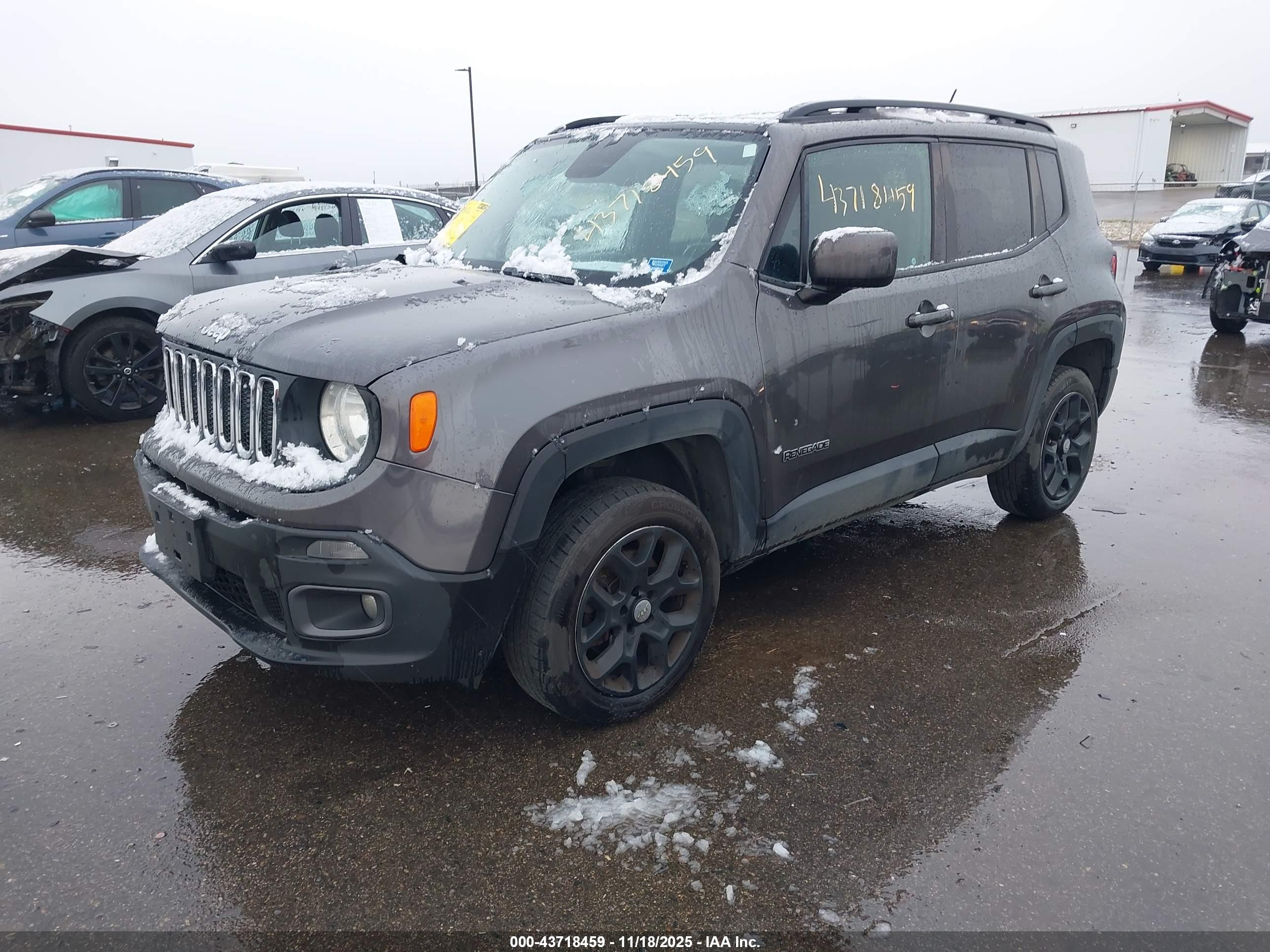 JEEP RENEGADE image 2
