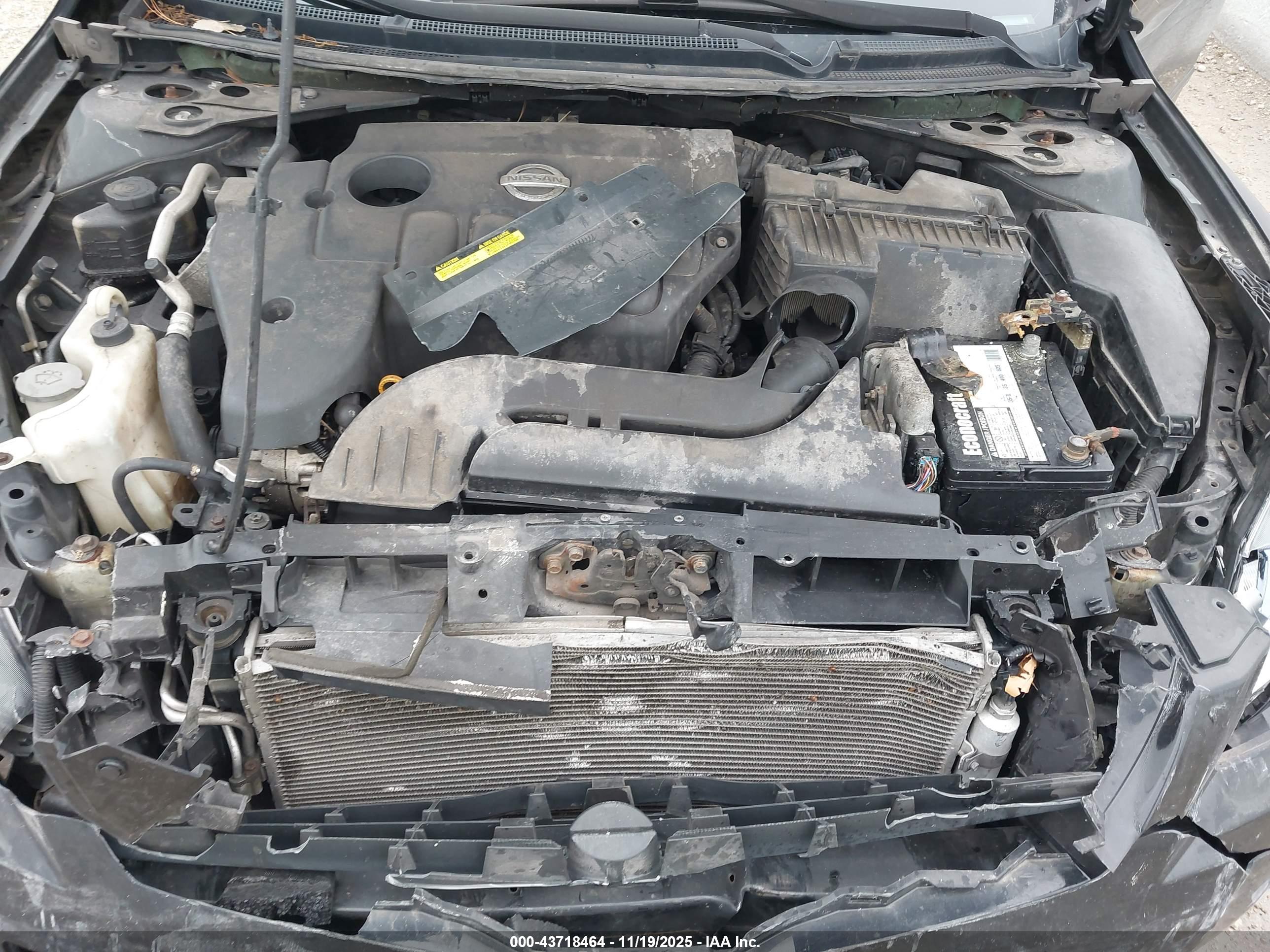 NISSAN ALTIMA image 10