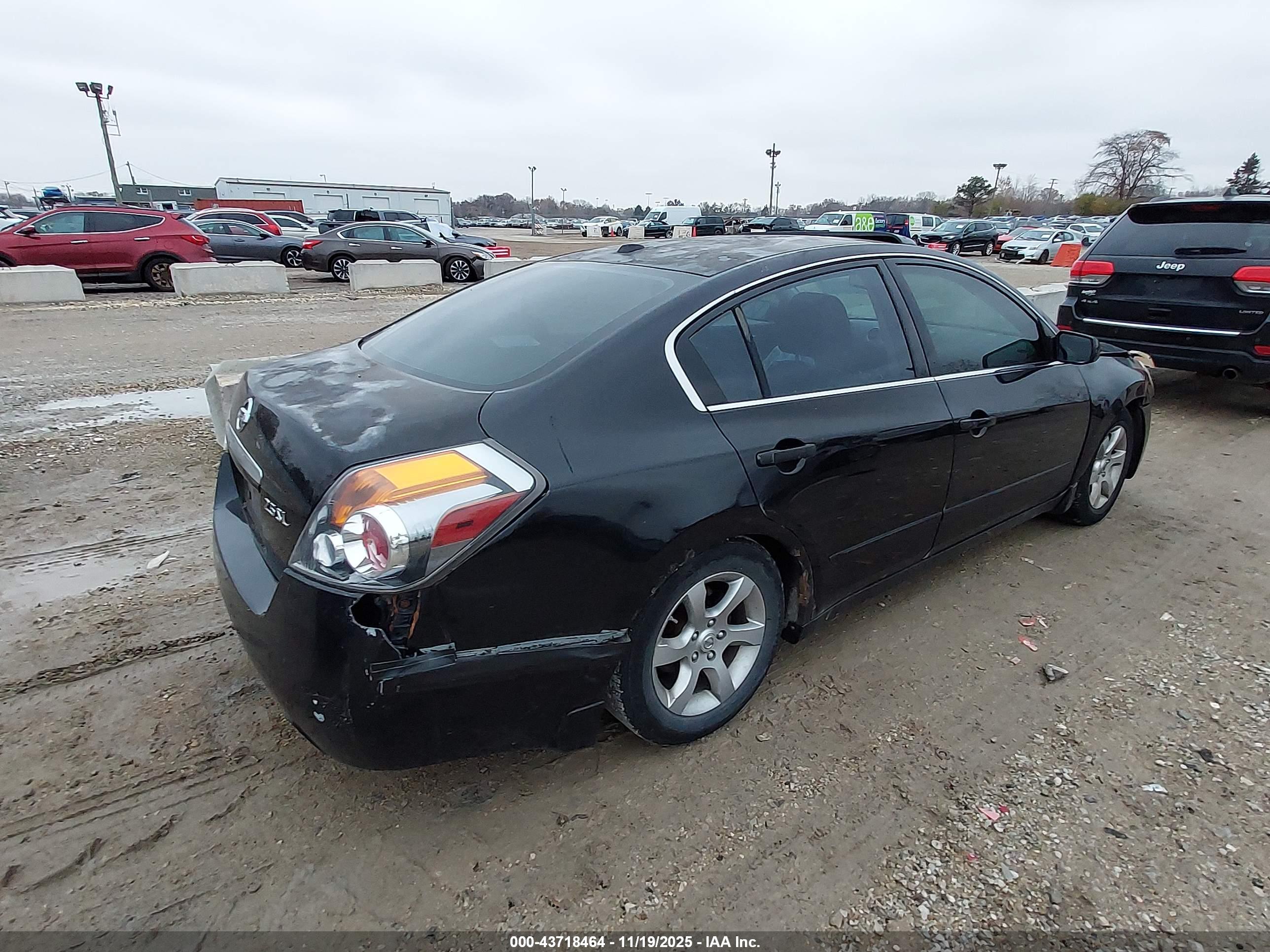 NISSAN ALTIMA image 4