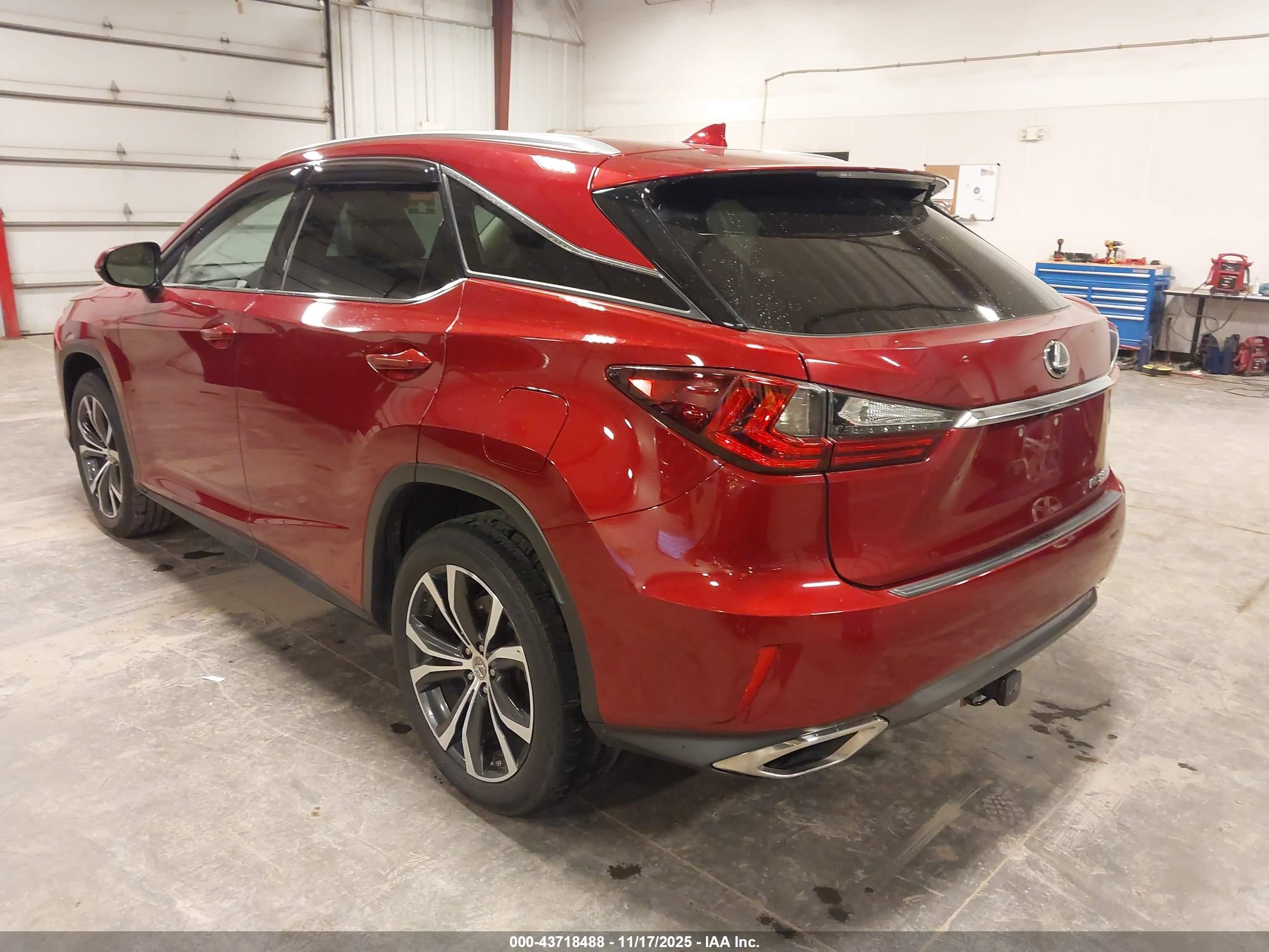 LEXUS RX image 3