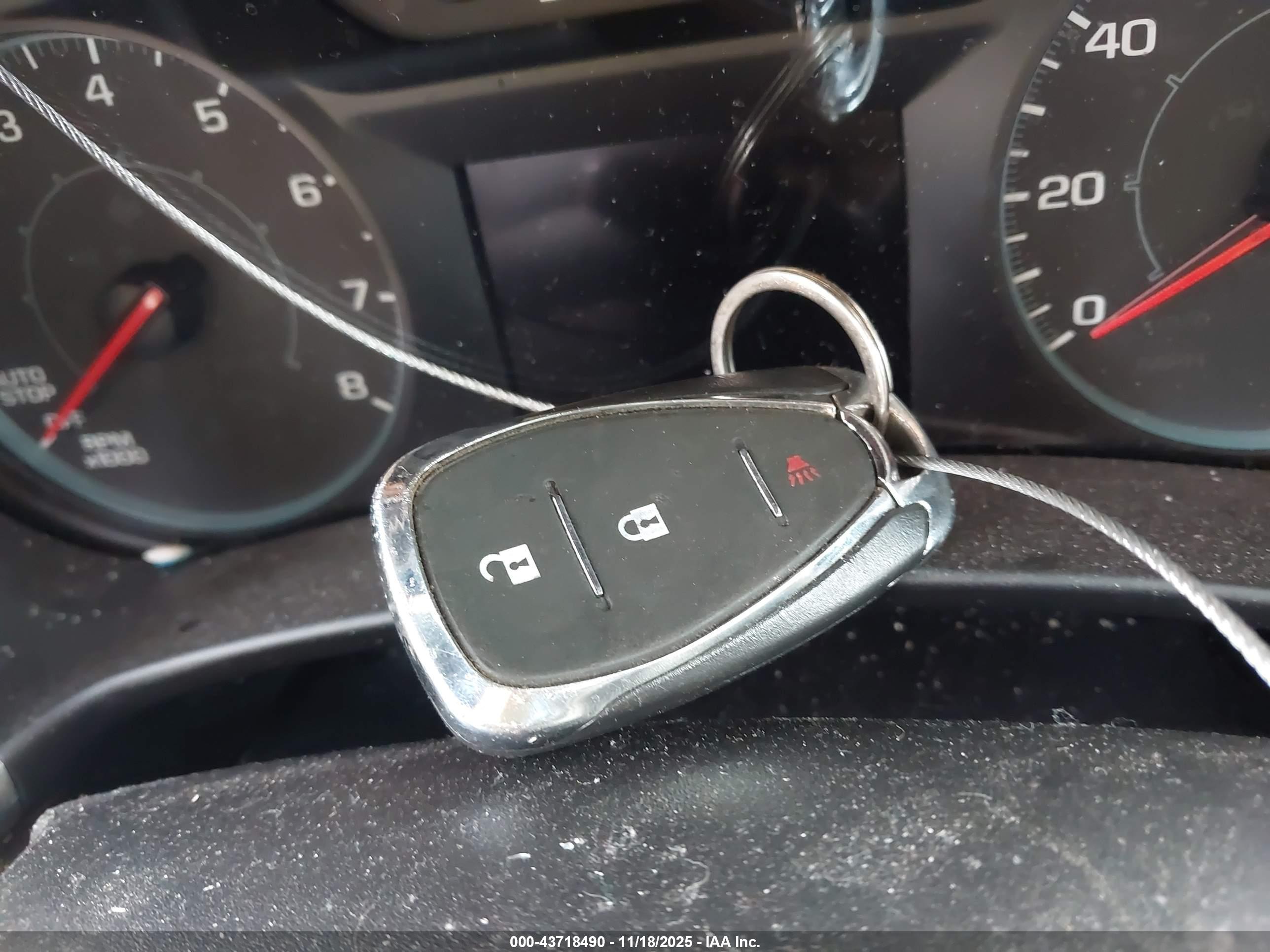 CHEVROLET EQUINOX image 11