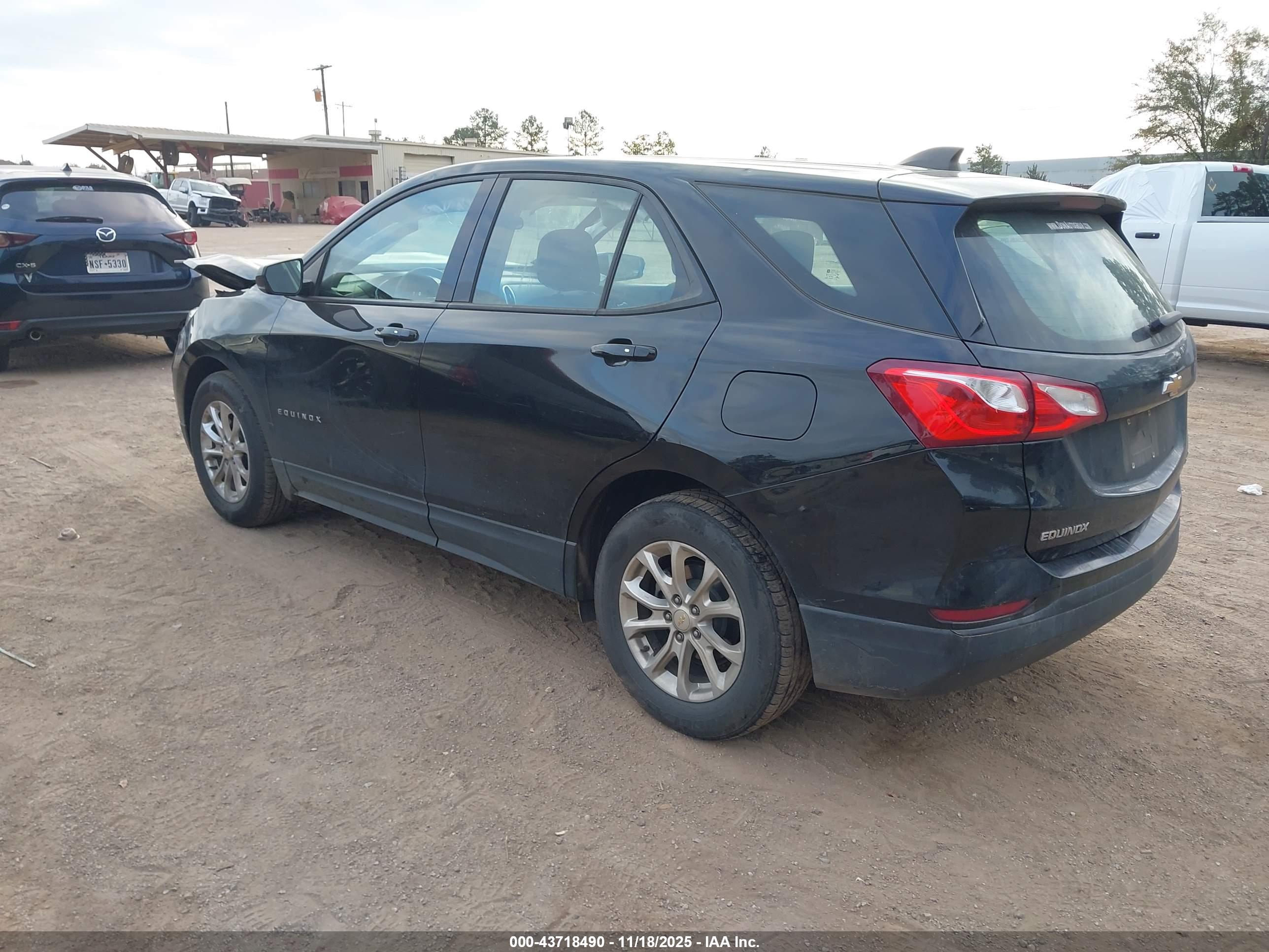 CHEVROLET EQUINOX image 3