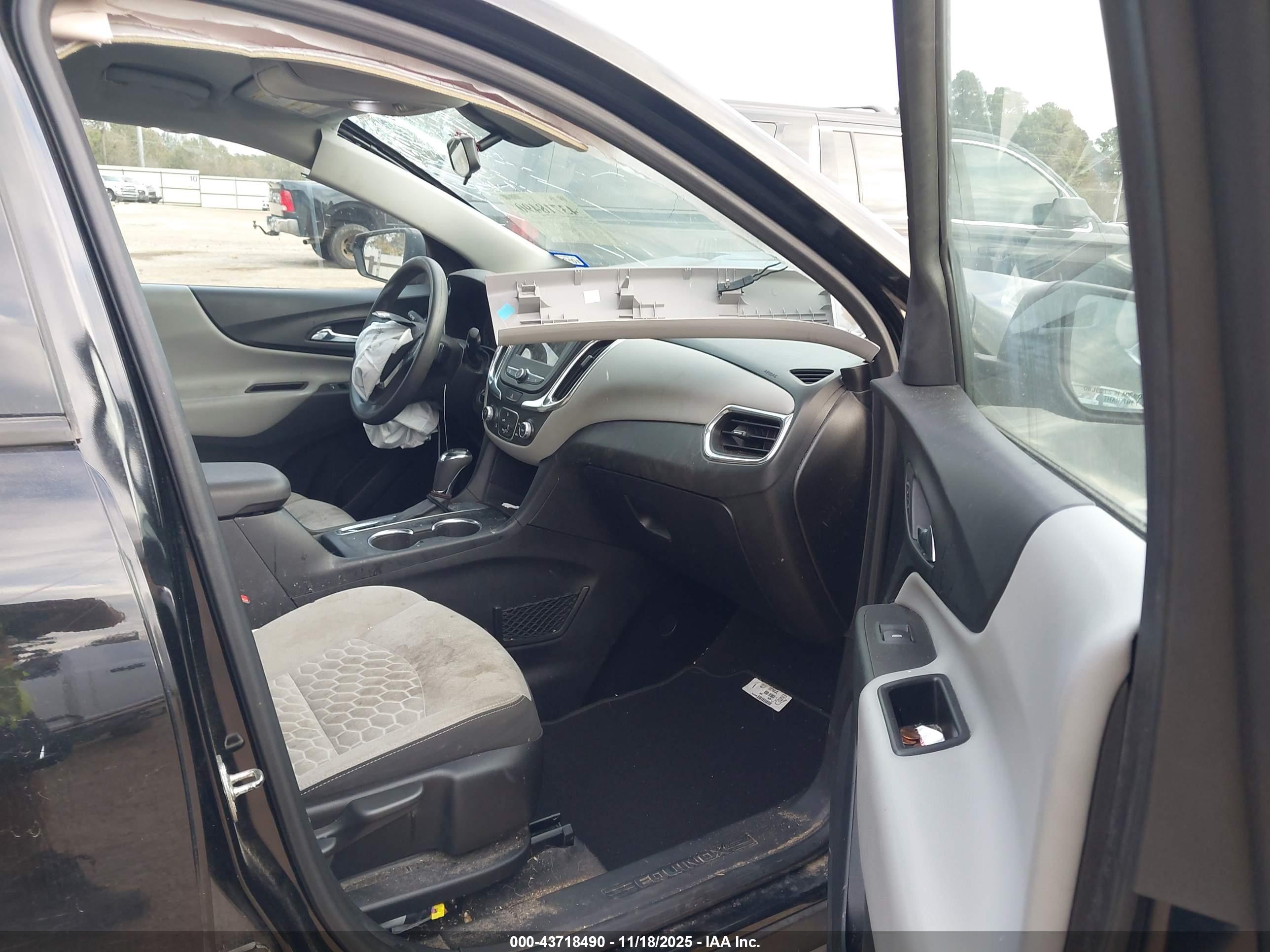 CHEVROLET EQUINOX image 5