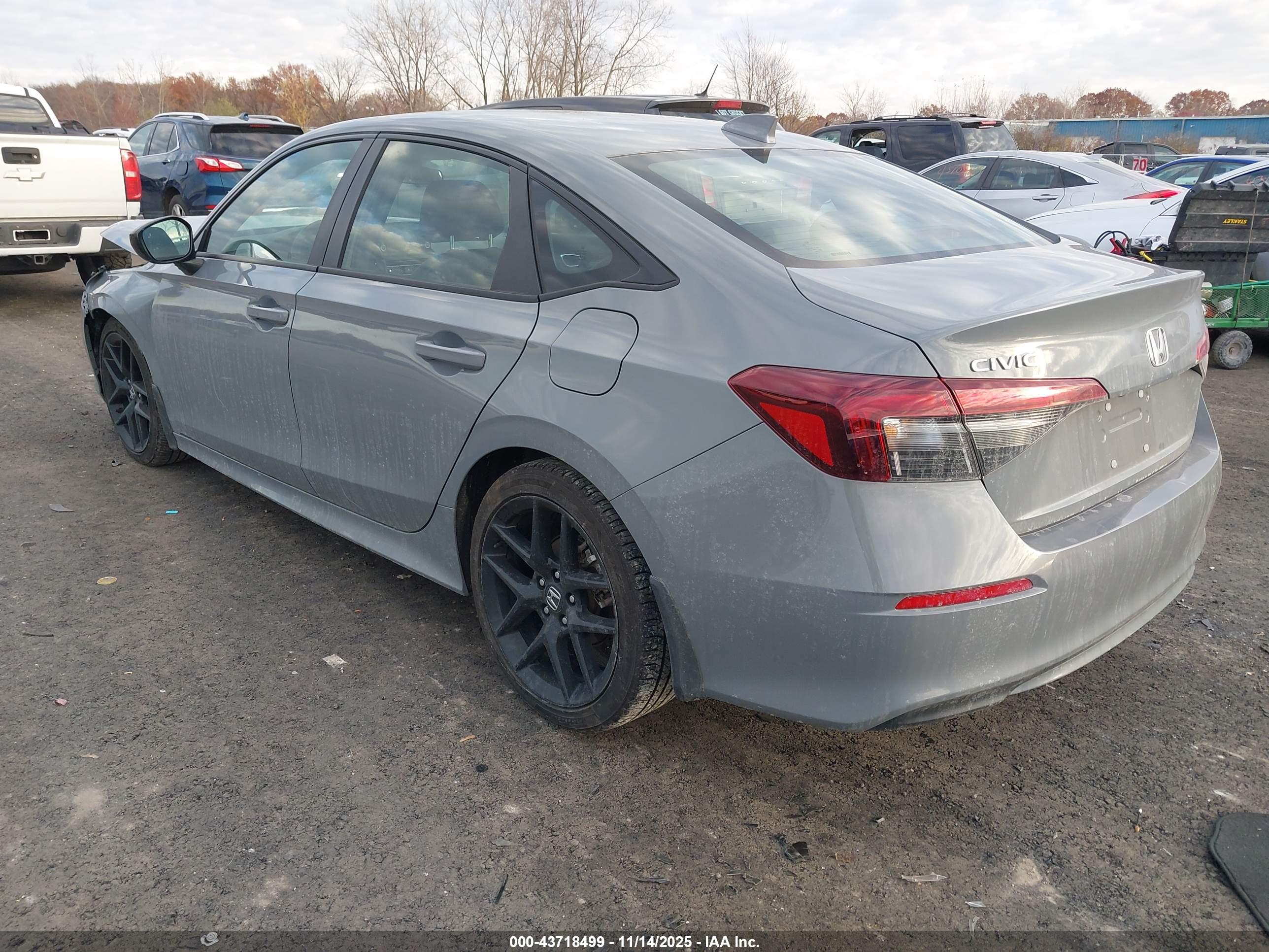 HONDA CIVIC image 3