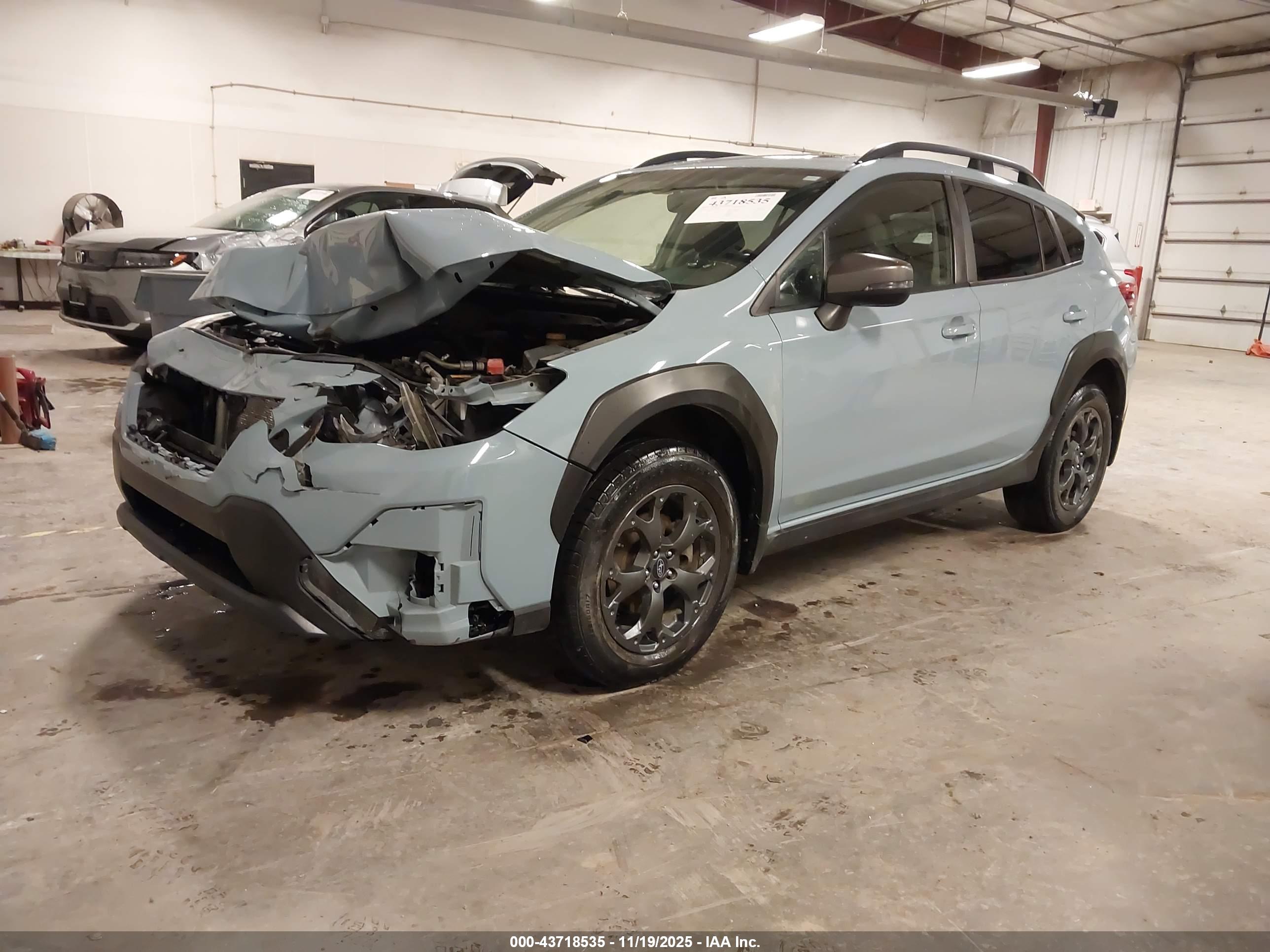SUBARU CROSSTREK image 2
