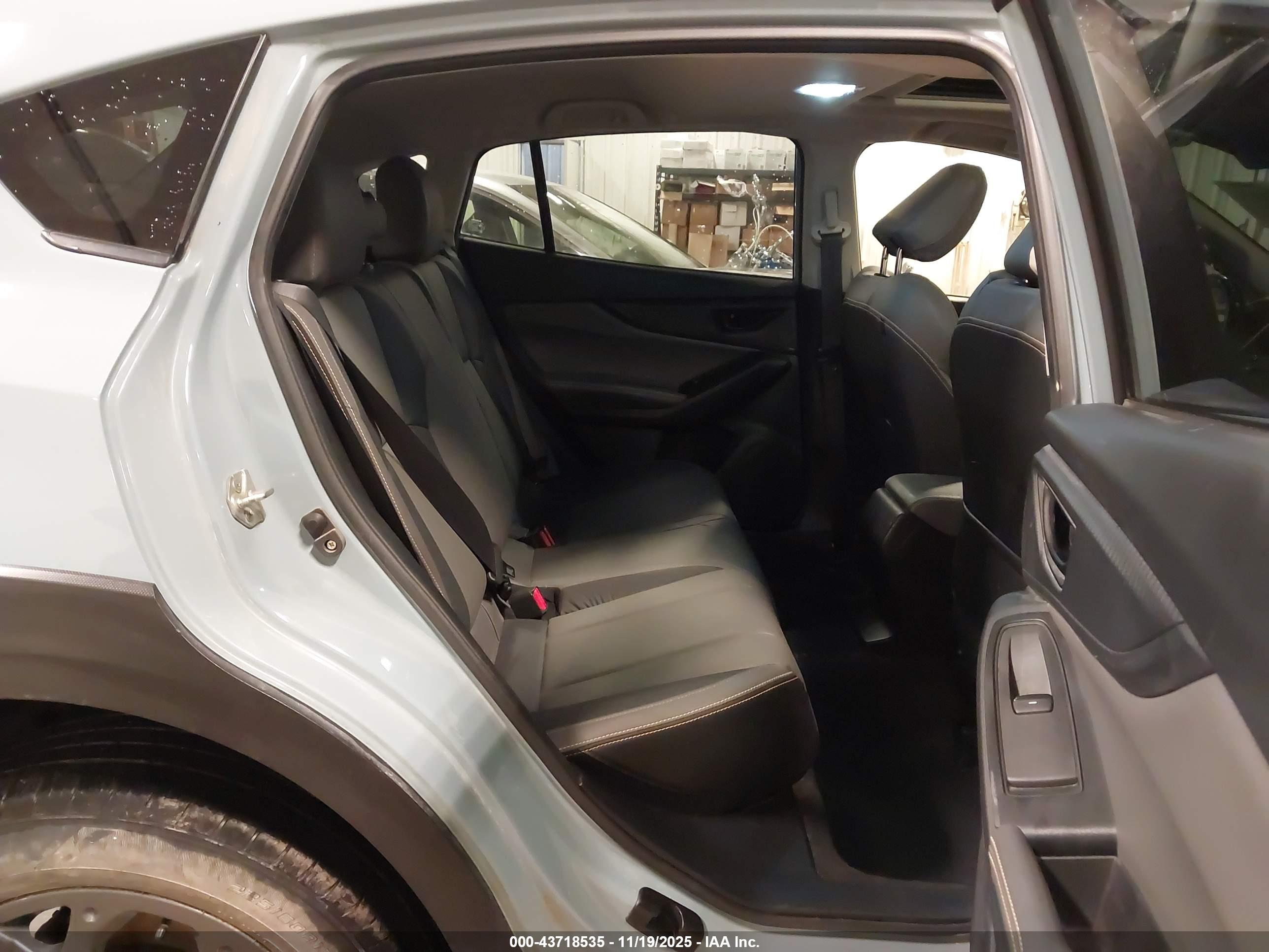 SUBARU CROSSTREK image 8