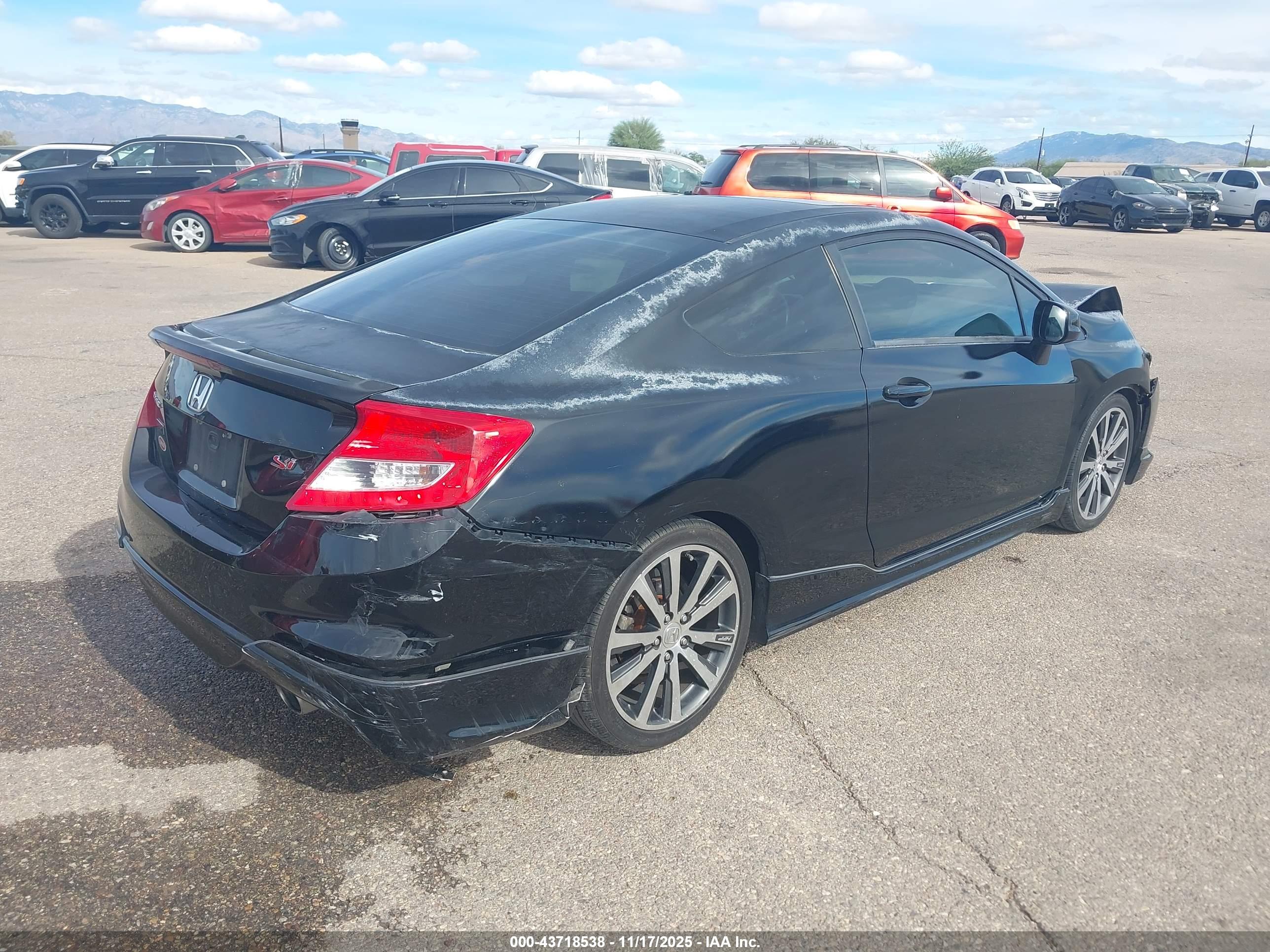 HONDA CIVIC image 4
